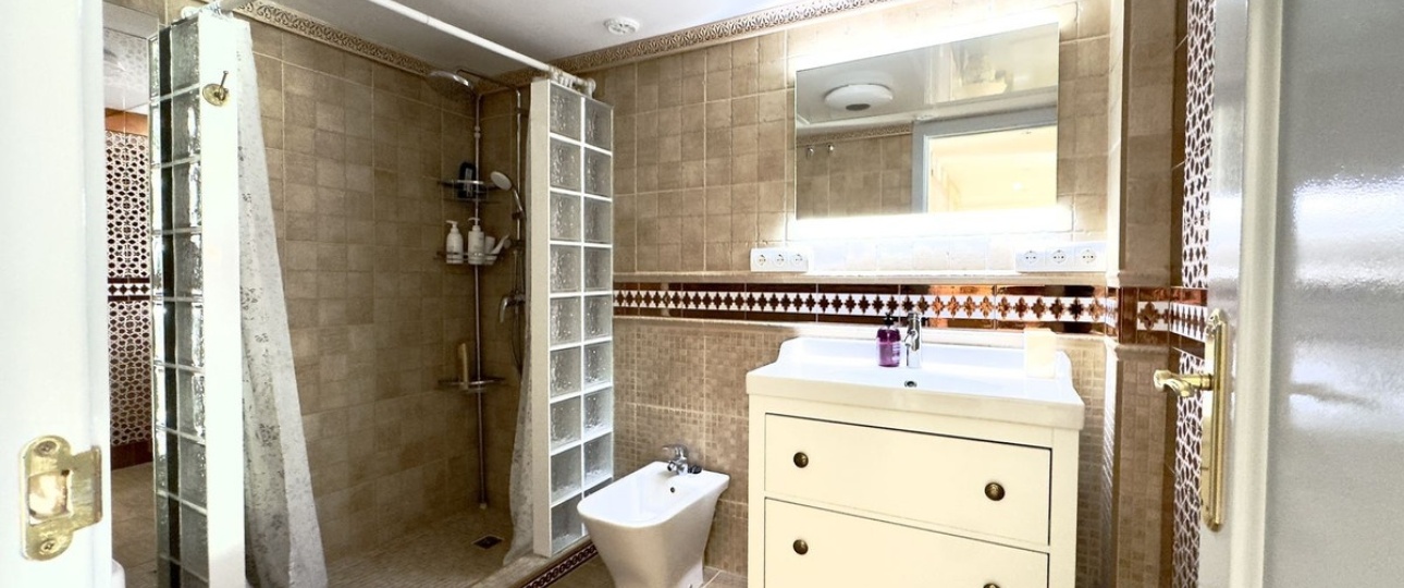 Rynek wtórny - apartment - Marbella - Guadalmina Baja
