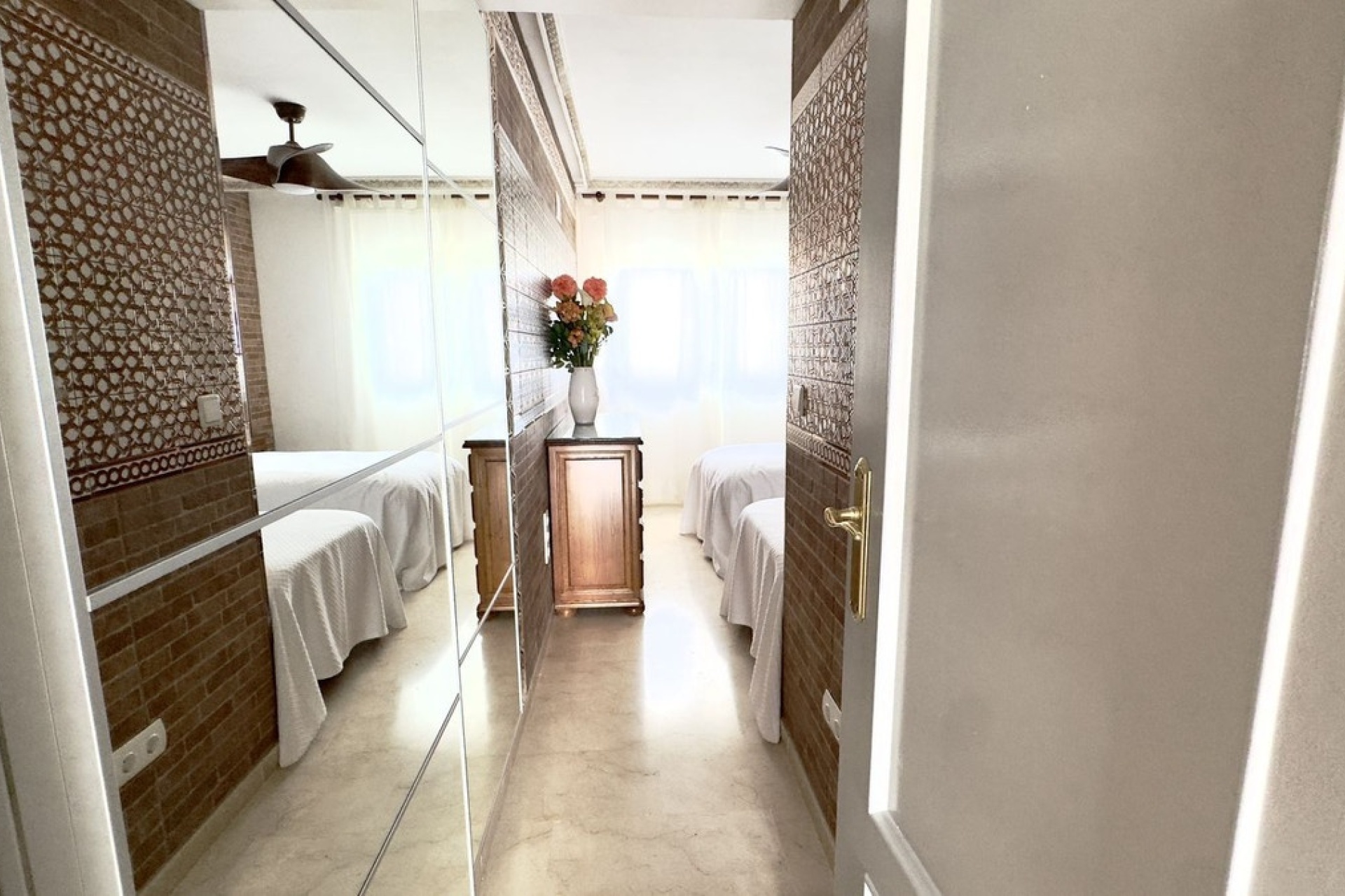 Rynek wtórny - apartment - Marbella - Guadalmina Baja