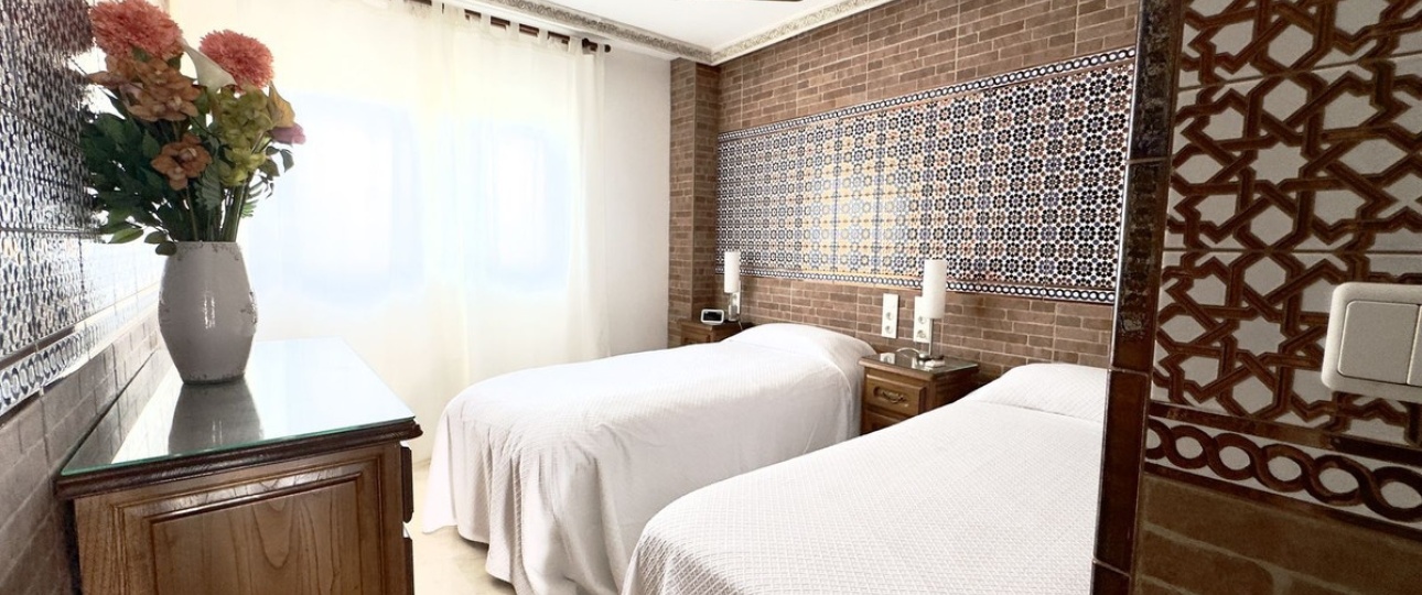 Rynek wtórny - apartment - Marbella - Guadalmina Baja
