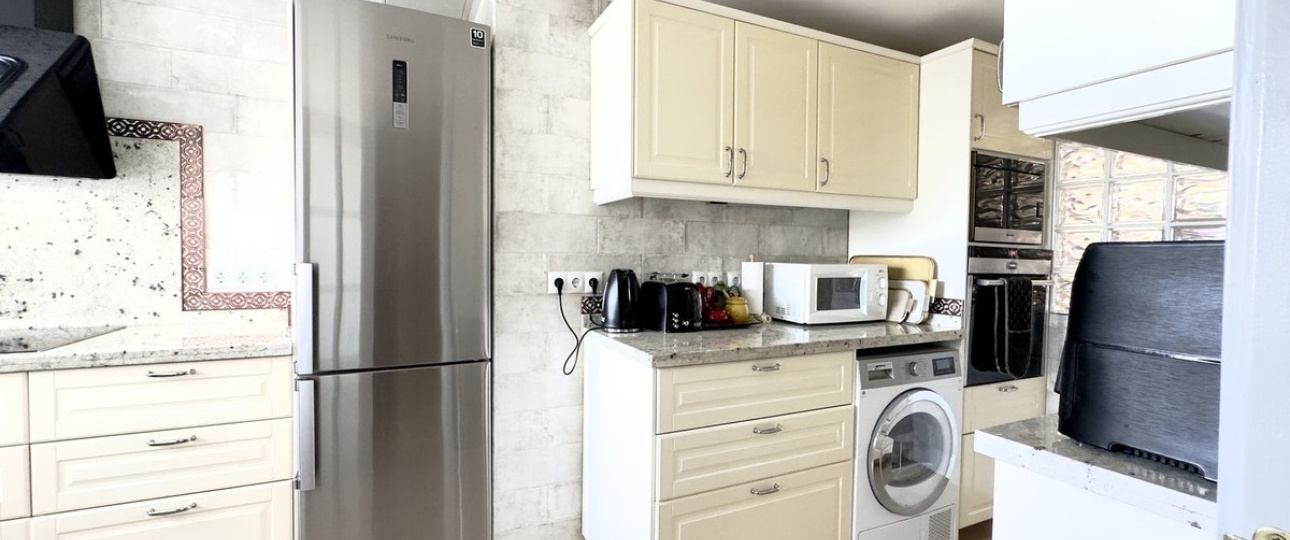 Rynek wtórny - apartment - Marbella - Guadalmina Baja