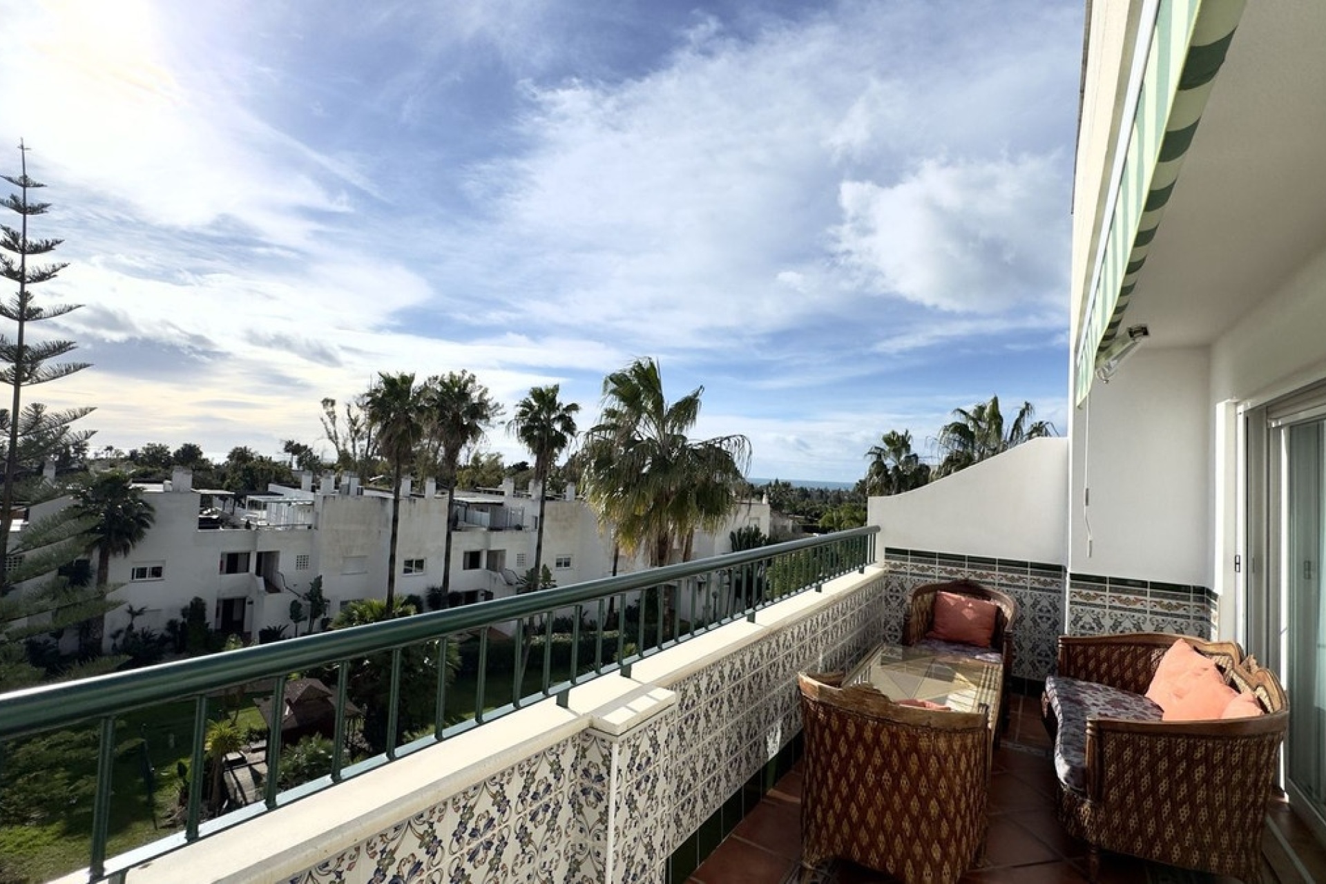 Rynek wtórny - apartment - Marbella - Guadalmina Baja