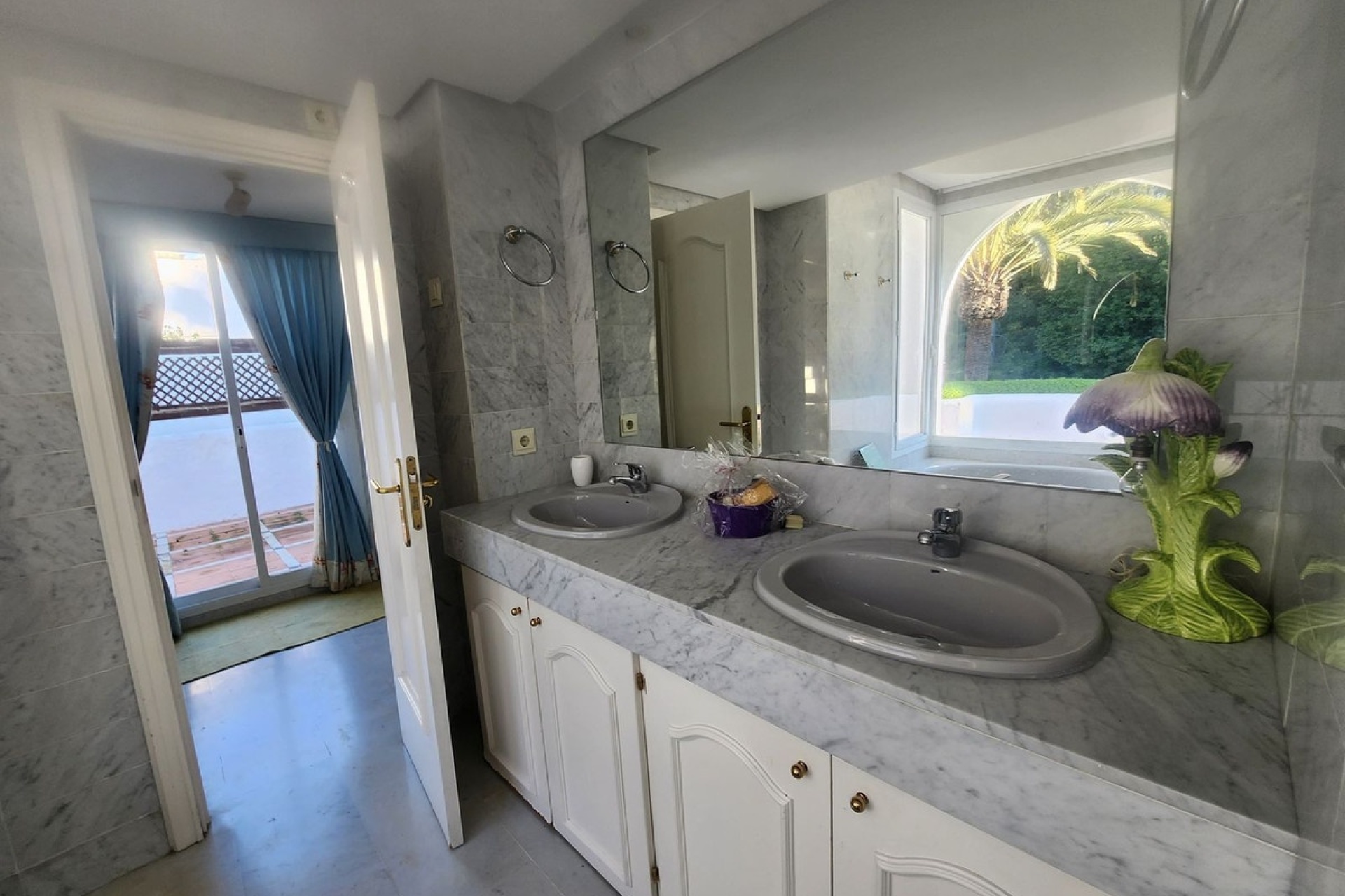 Rynek wtórny - apartment - Marbella - Guadalmina Baja
