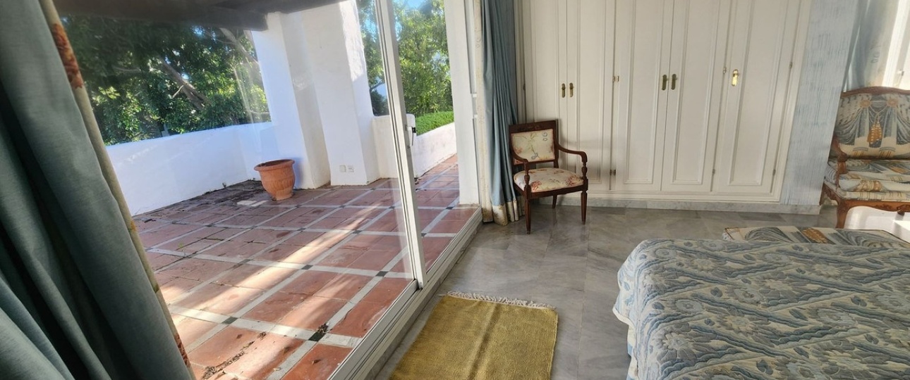 Rynek wtórny - apartment - Marbella - Guadalmina Baja