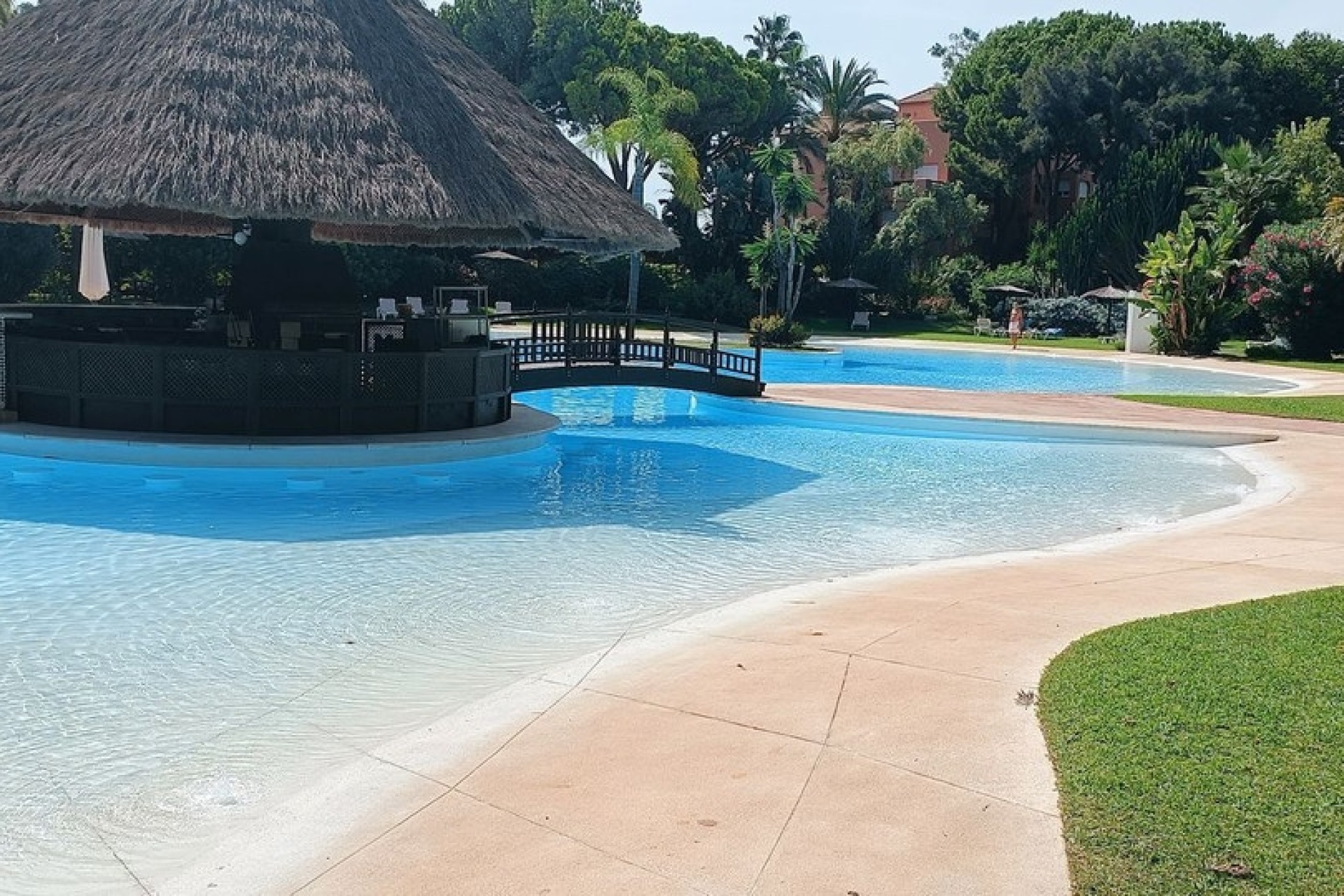 Rynek wtórny - apartment - Marbella - Guadalmina Baja