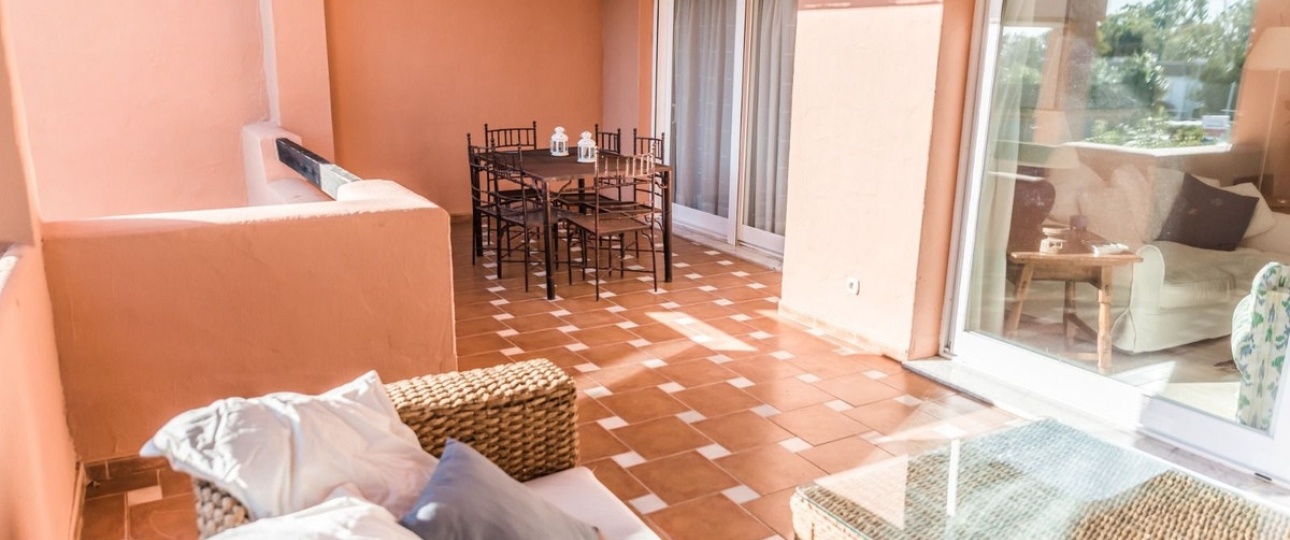 Rynek wtórny - apartment - Marbella - Guadalmina Baja