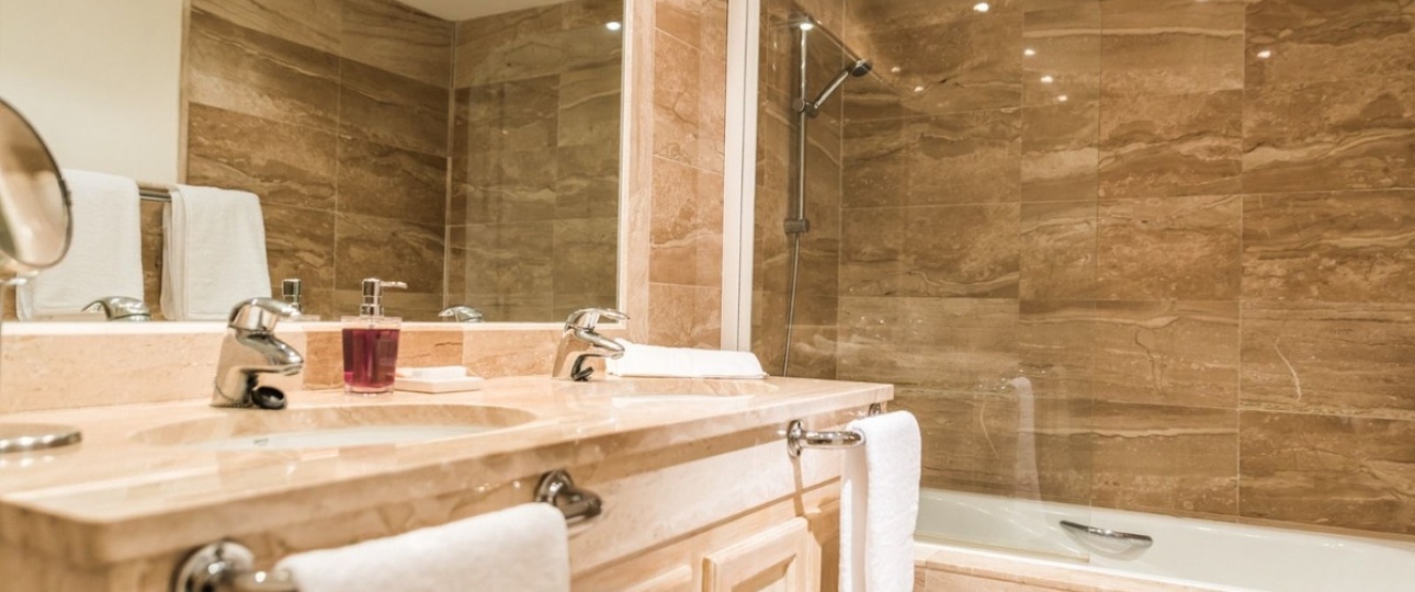 Rynek wtórny - apartment - Marbella - Guadalmina Baja