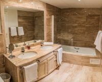 Rynek wtórny - apartment - Marbella - Guadalmina Baja