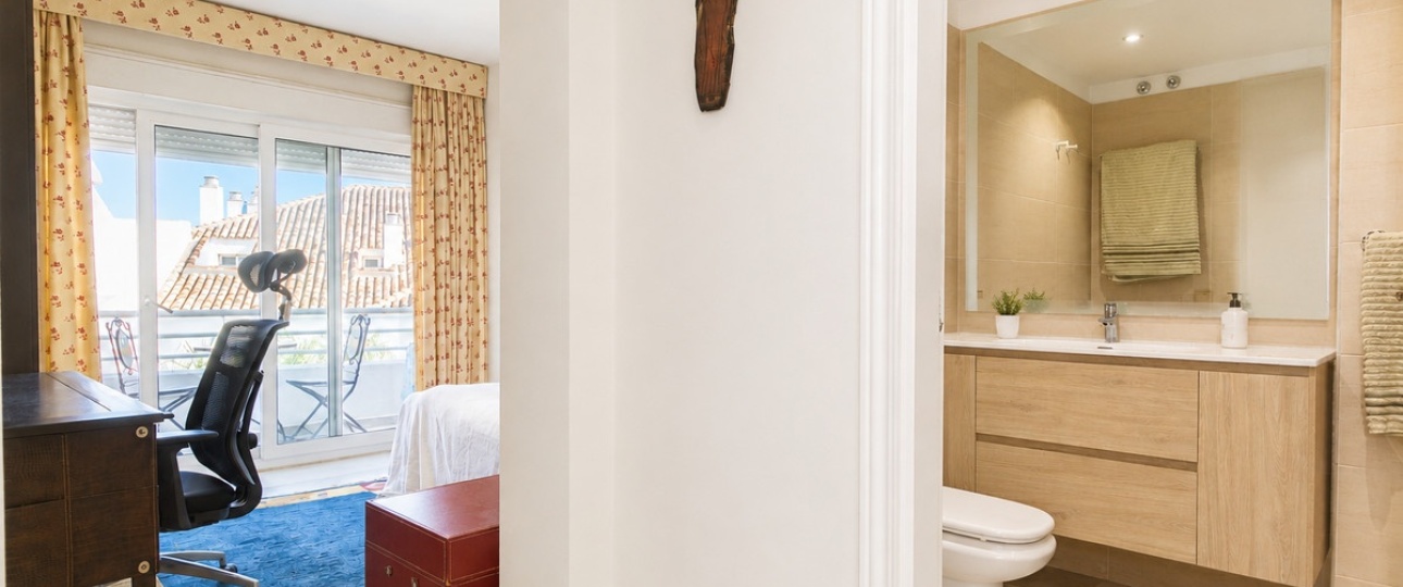 Rynek wtórny - apartment - Marbella - Guadalmina Baja