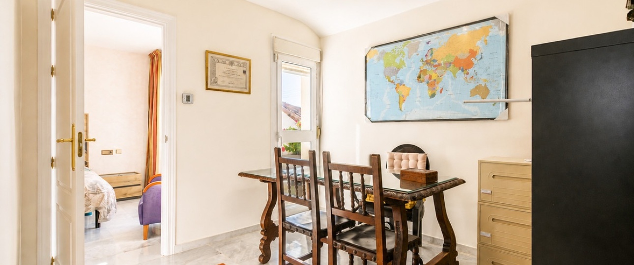 Rynek wtórny - apartment - Marbella - Guadalmina Baja