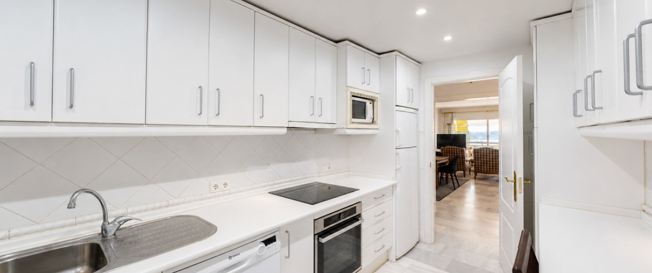 Rynek wtórny - apartment - Marbella - Guadalmina Baja