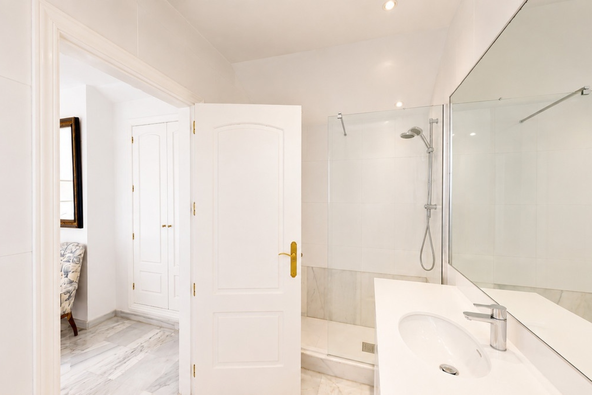 Rynek wtórny - apartment - Marbella - Guadalmina Baja