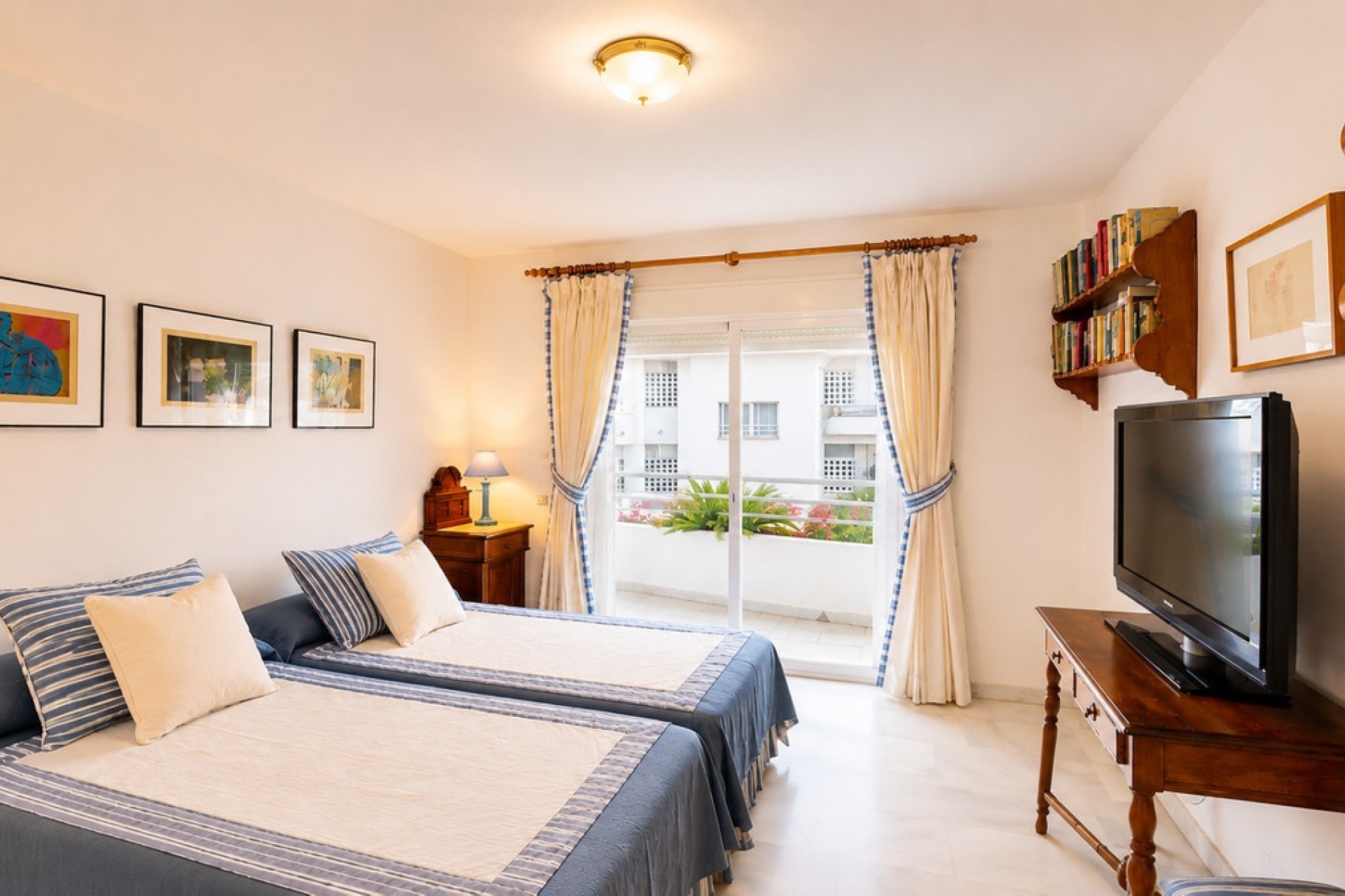 Rynek wtórny - apartment - Marbella - Guadalmina Baja