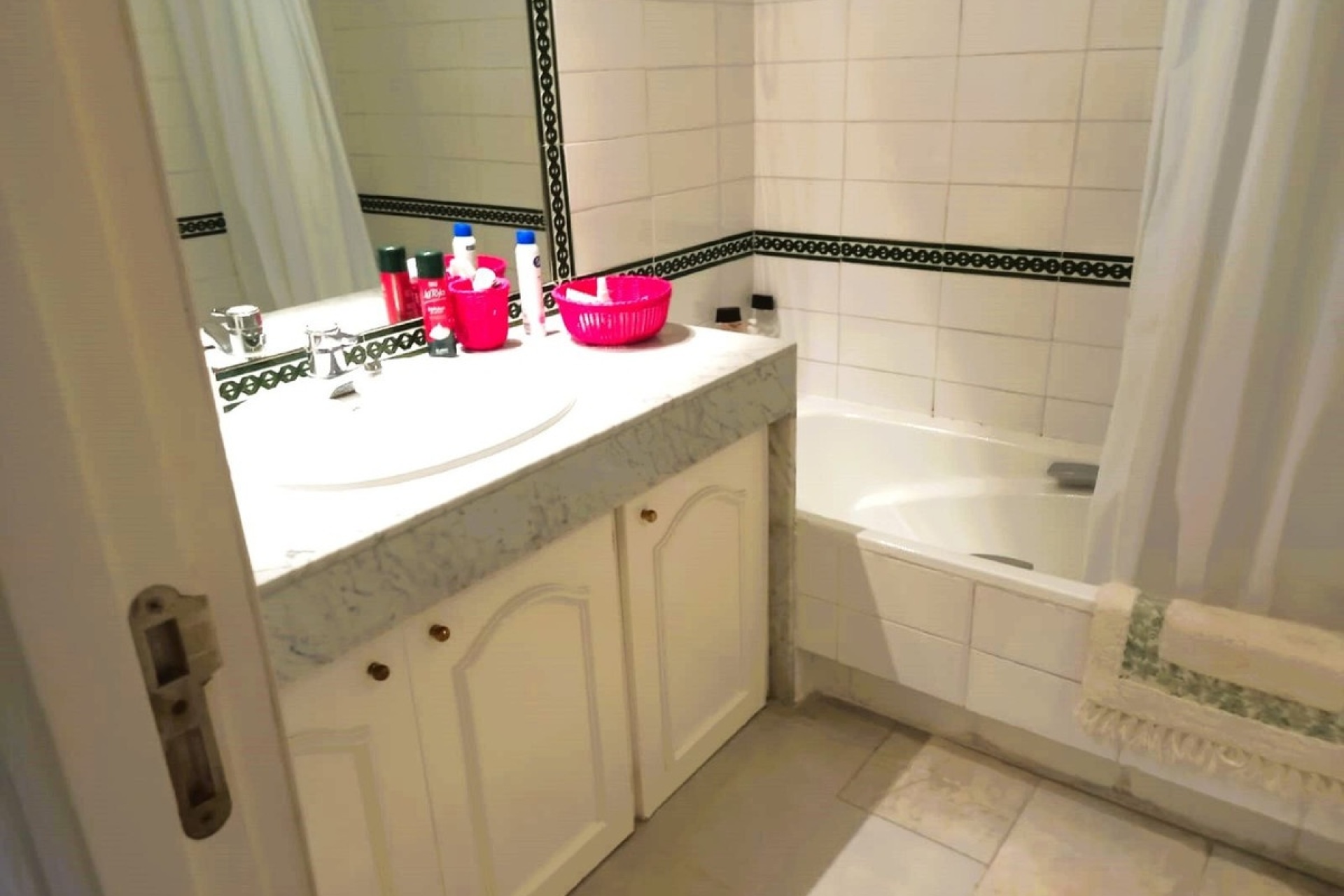 Rynek wtórny - apartment - Marbella - Guadalmina Baja