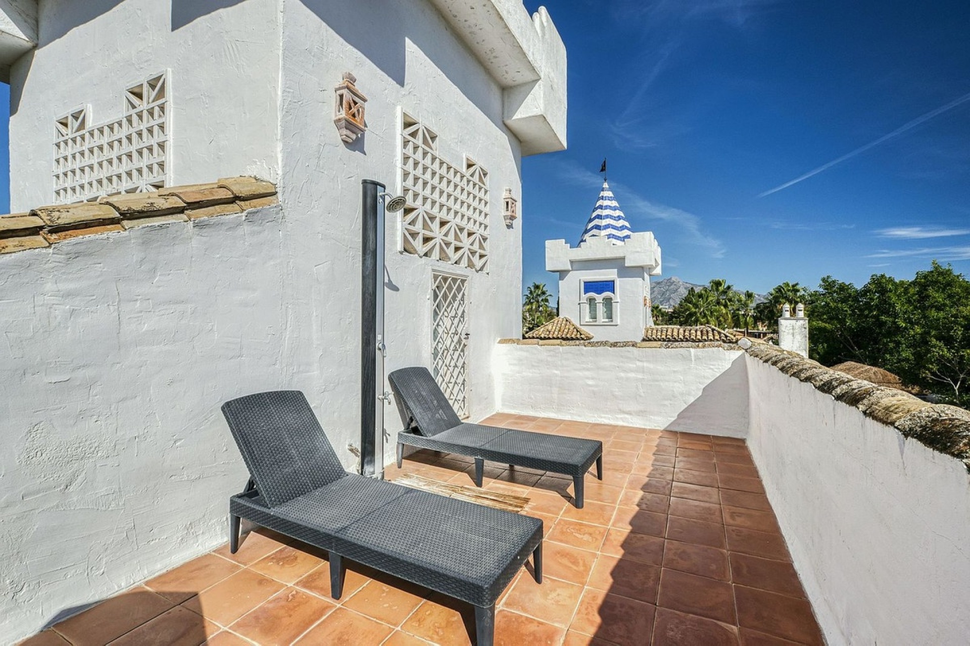 Rynek wtórny - apartment - Marbella - Guadalmina Baja
