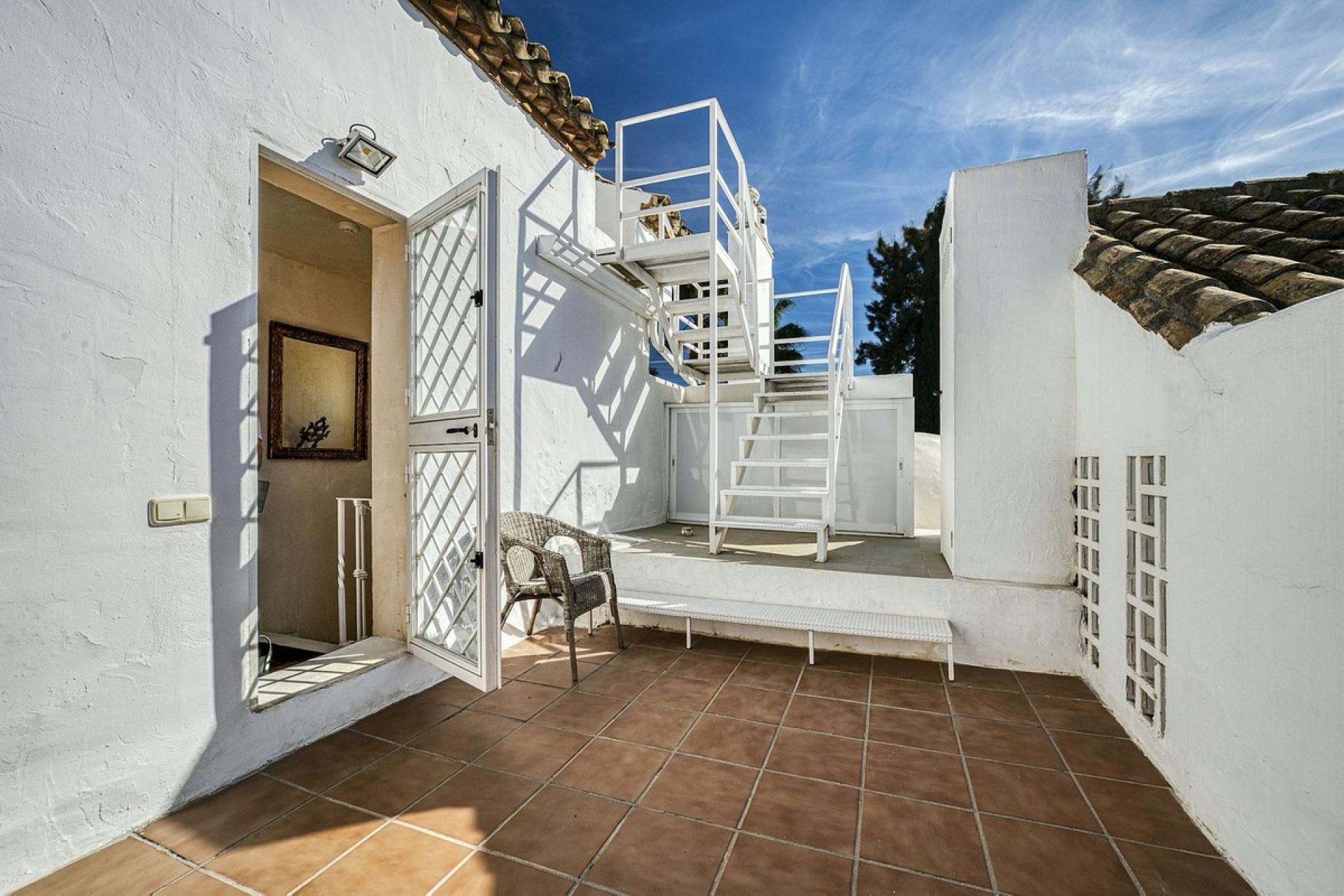 Rynek wtórny - apartment - Marbella - Guadalmina Baja