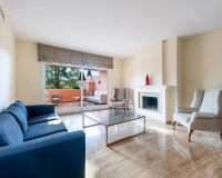 Rynek wtórny - apartment - Marbella - Guadalmina Baja