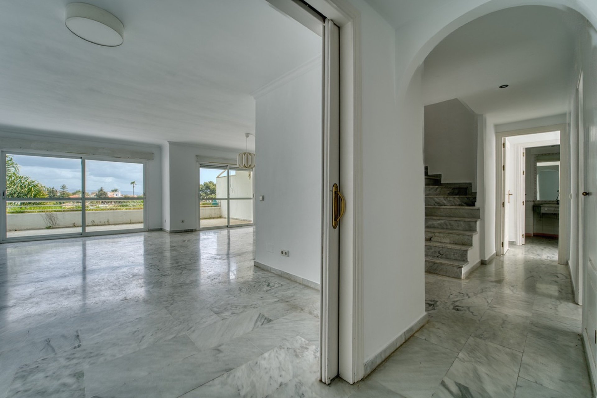 Rynek wtórny - apartment - Marbella - Guadalmina Baja