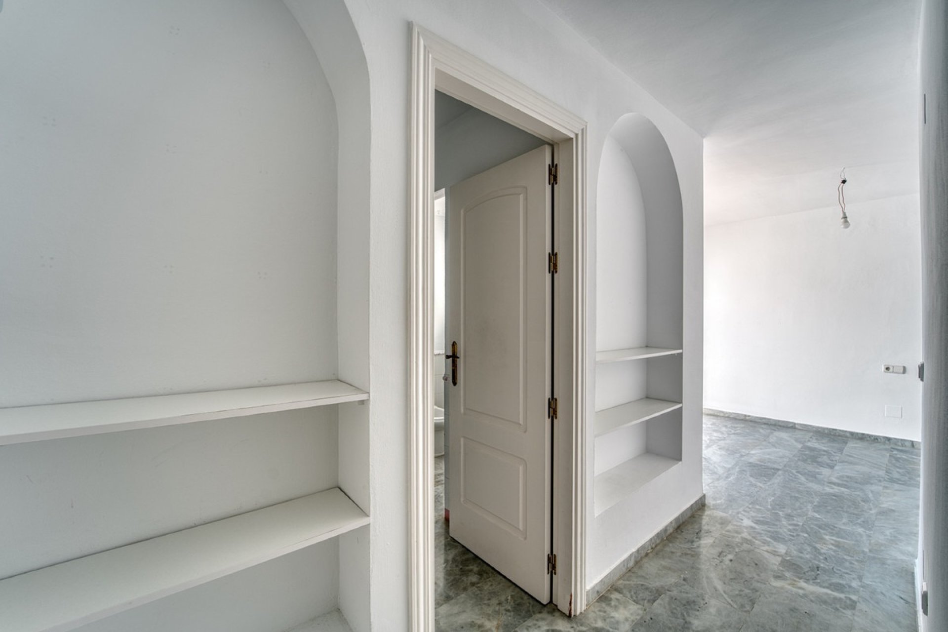Rynek wtórny - apartment - Marbella - Guadalmina Baja