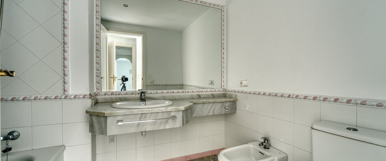 Rynek wtórny - apartment - Marbella - Guadalmina Baja
