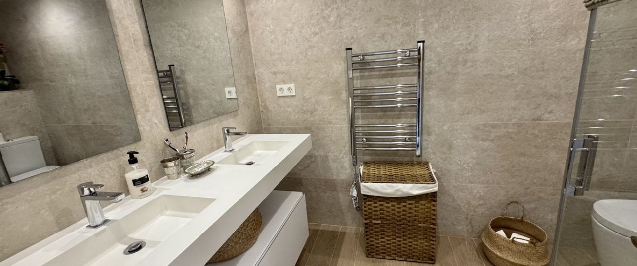 Rynek wtórny - apartment - Marbella - Guadalmina Baja