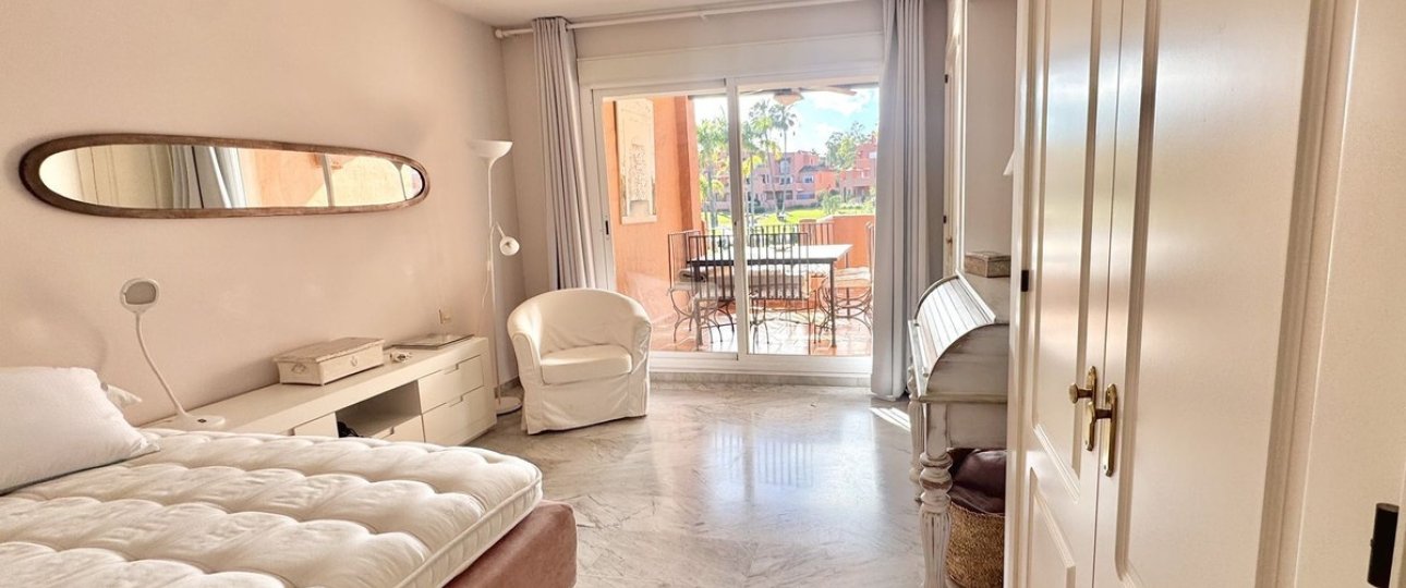 Rynek wtórny - apartment - Marbella - Guadalmina Baja