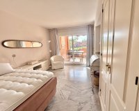Rynek wtórny - apartment - Marbella - Guadalmina Baja