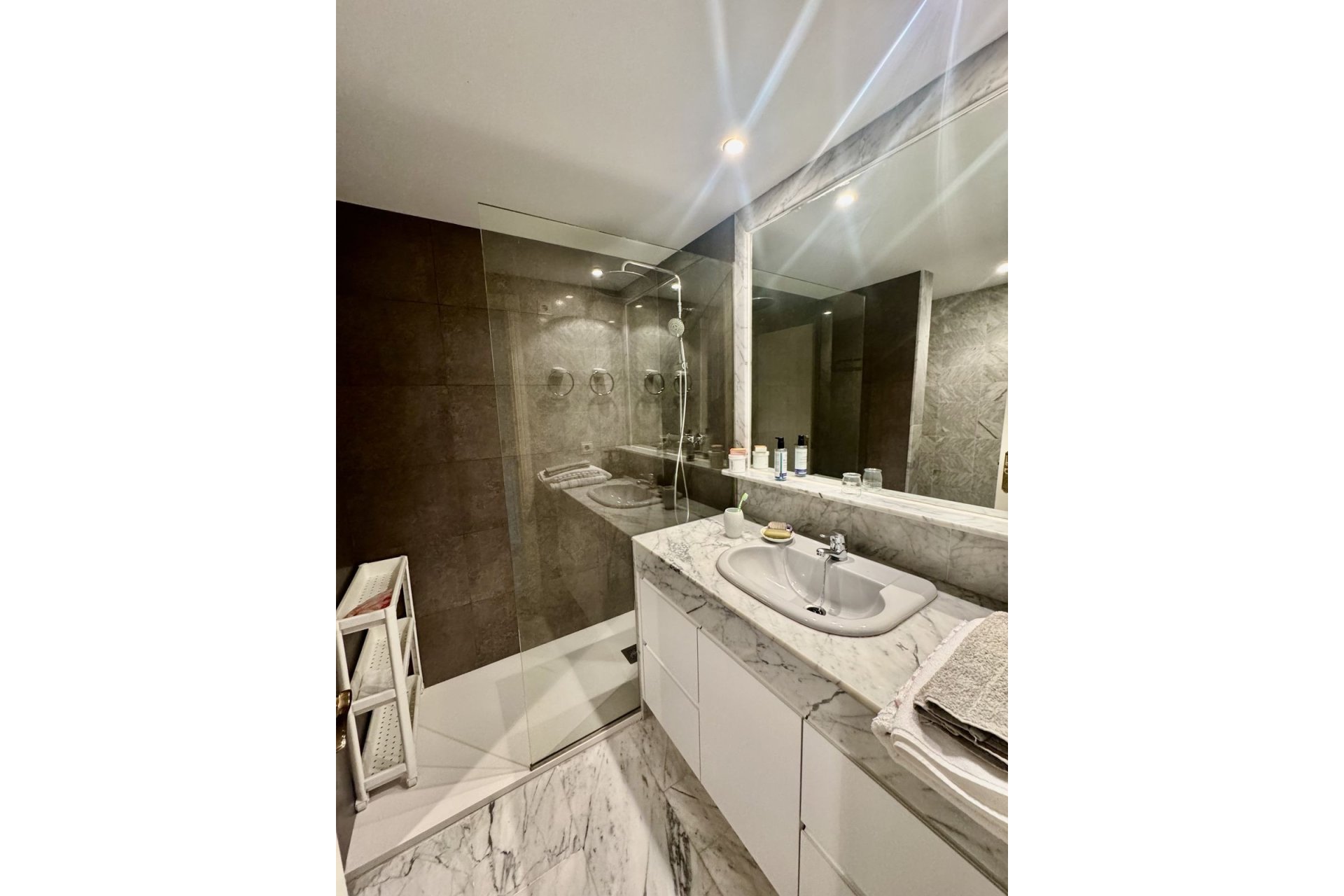 Rynek wtórny - apartment - Marbella - Guadalmina Baja