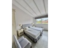 Rynek wtórny - apartment - Marbella - Guadalmina Baja