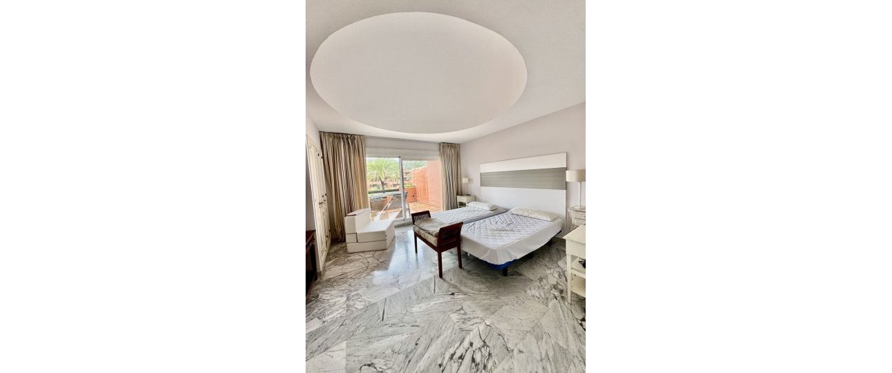 Rynek wtórny - apartment - Marbella - Guadalmina Baja