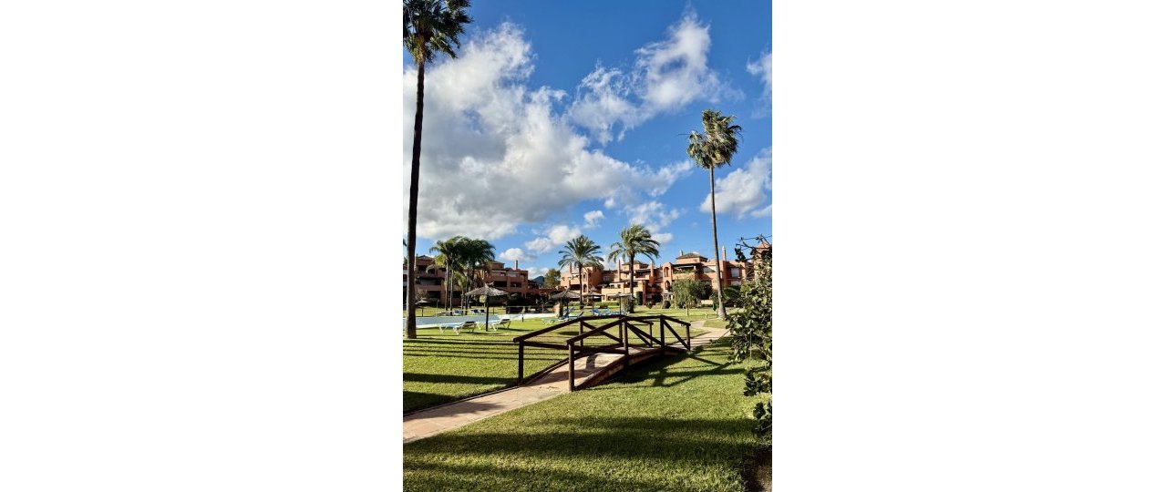 Rynek wtórny - apartment - Marbella - Guadalmina Baja