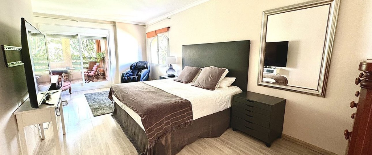Rynek wtórny - apartment - Marbella - Guadalmina Baja