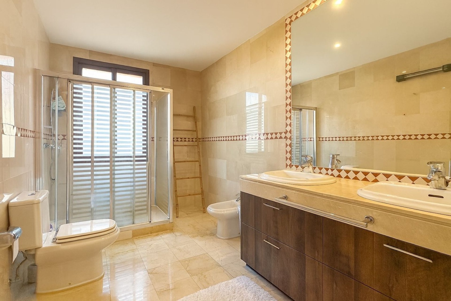 Rynek wtórny - apartment - Marbella - La Mairena