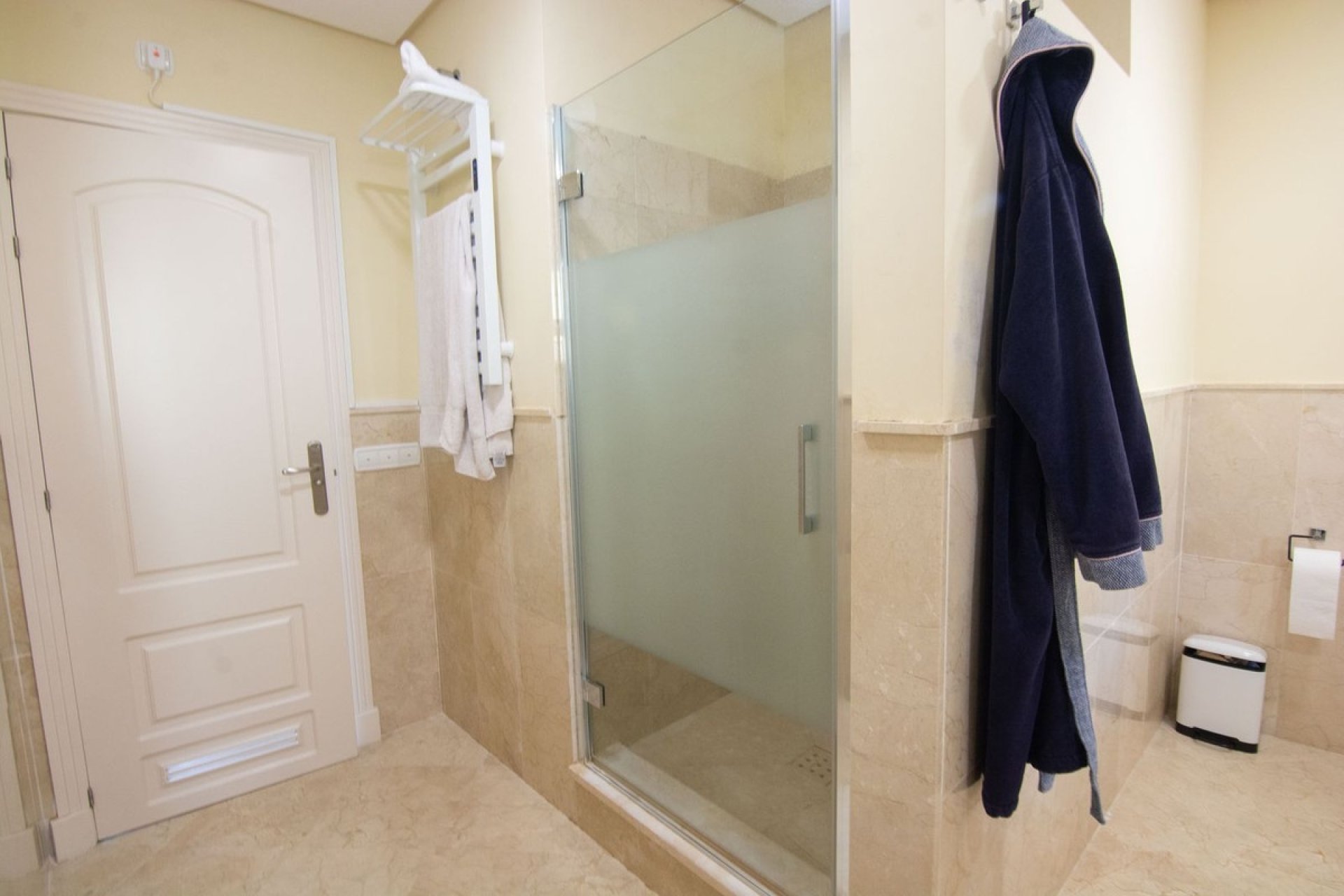 Rynek wtórny - apartment - Marbella - La Mairena
