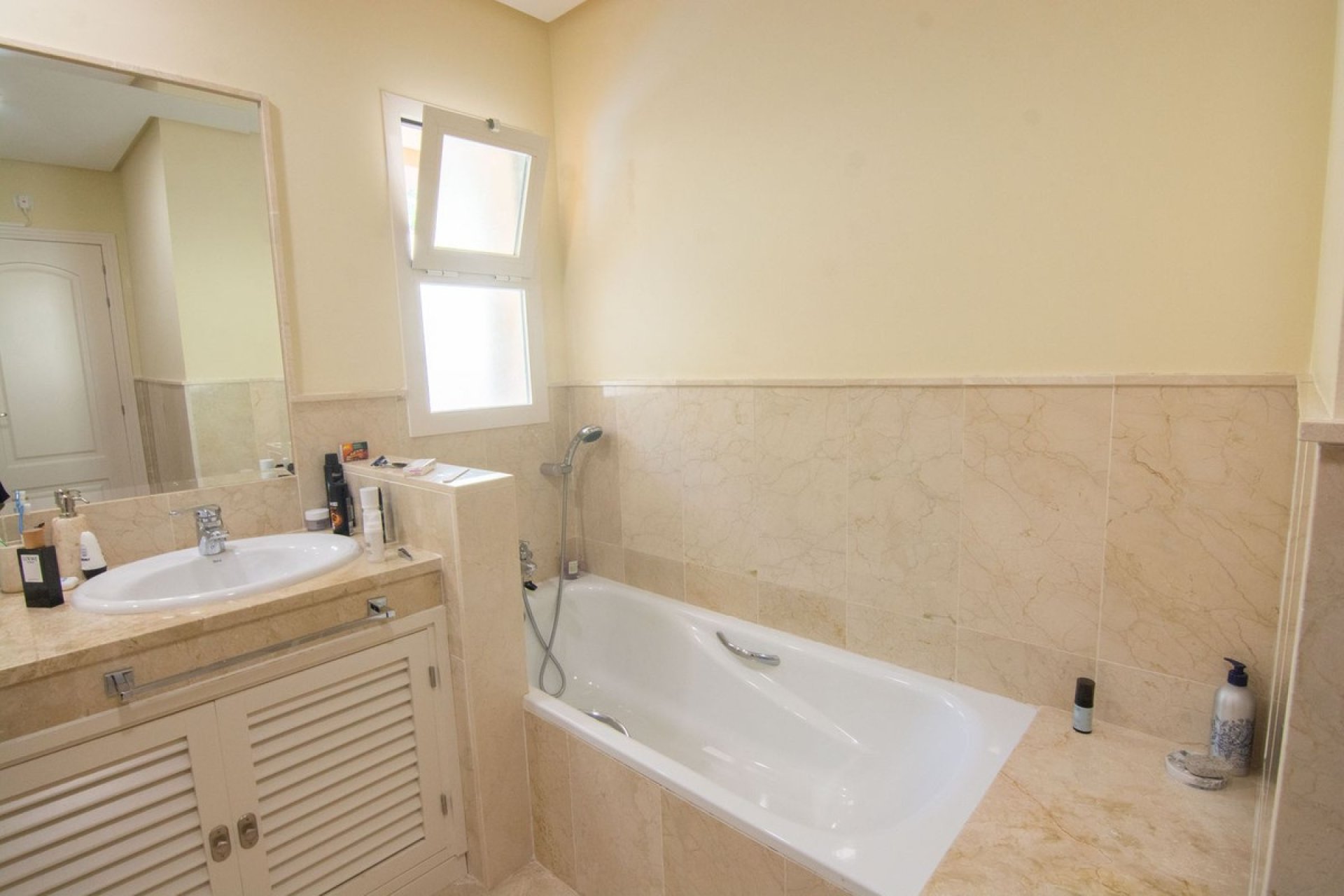 Rynek wtórny - apartment - Marbella - La Mairena