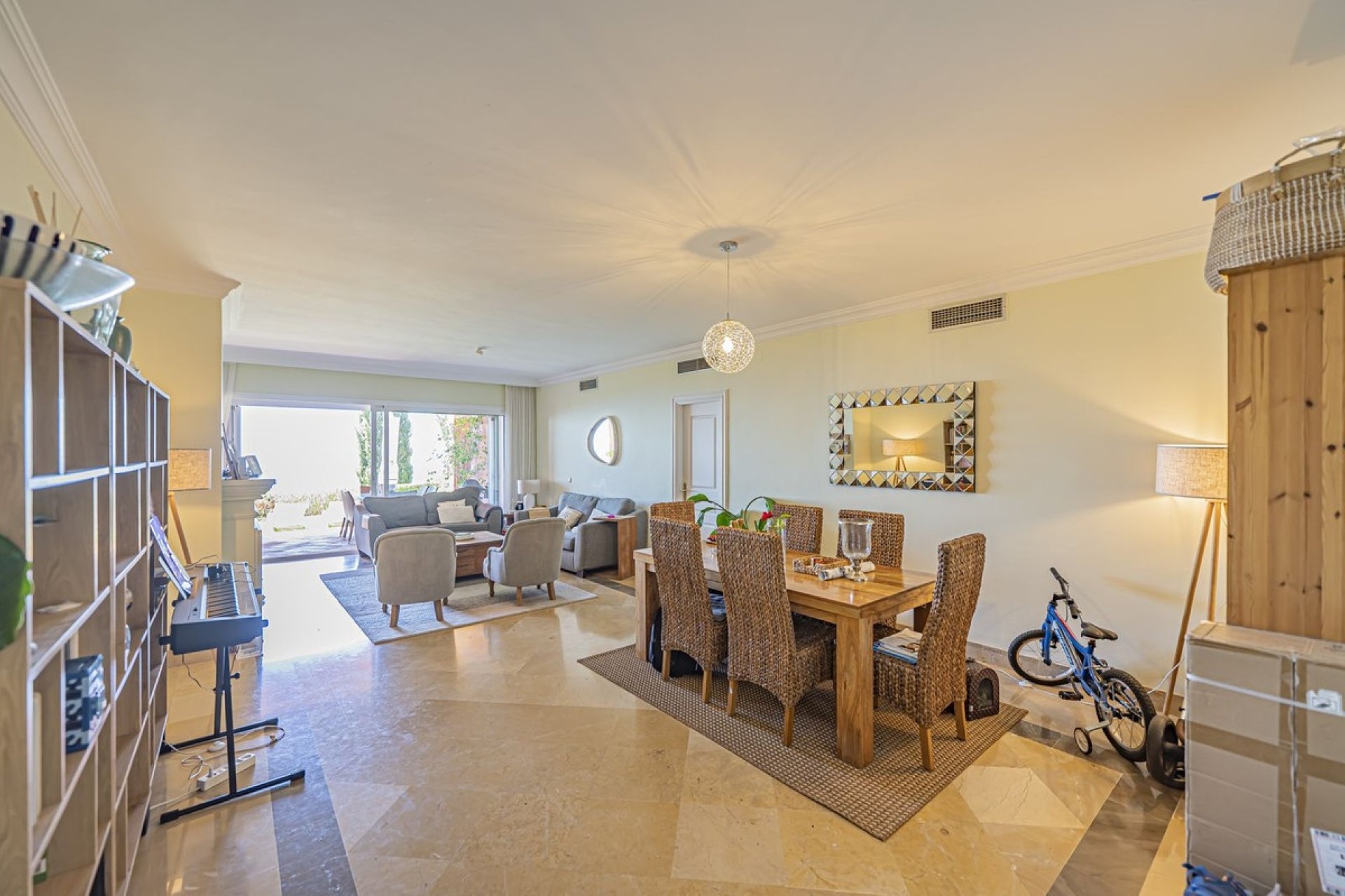 Rynek wtórny - apartment - Marbella - La Mairena