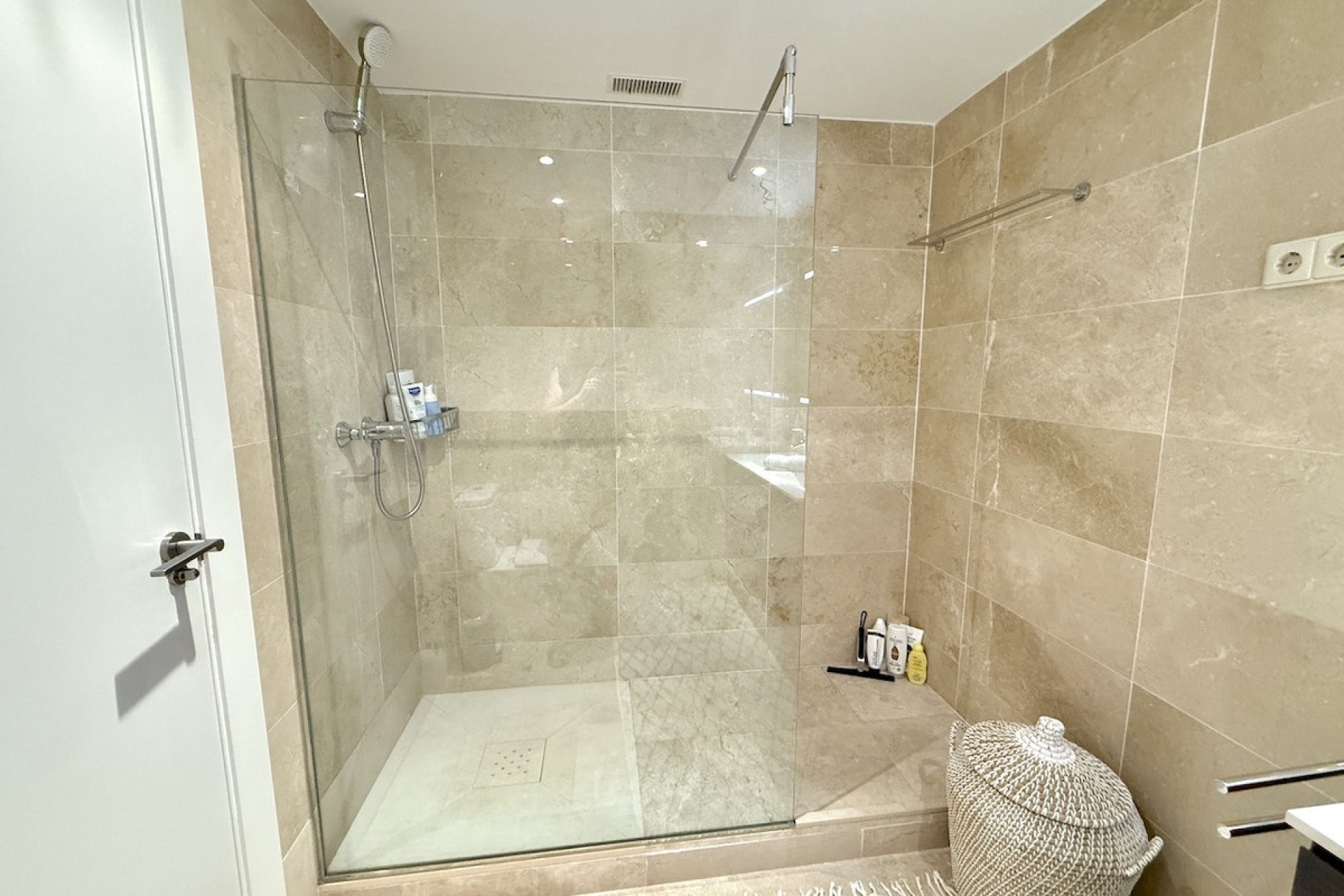Rynek wtórny - apartment - Marbella - La Mairena