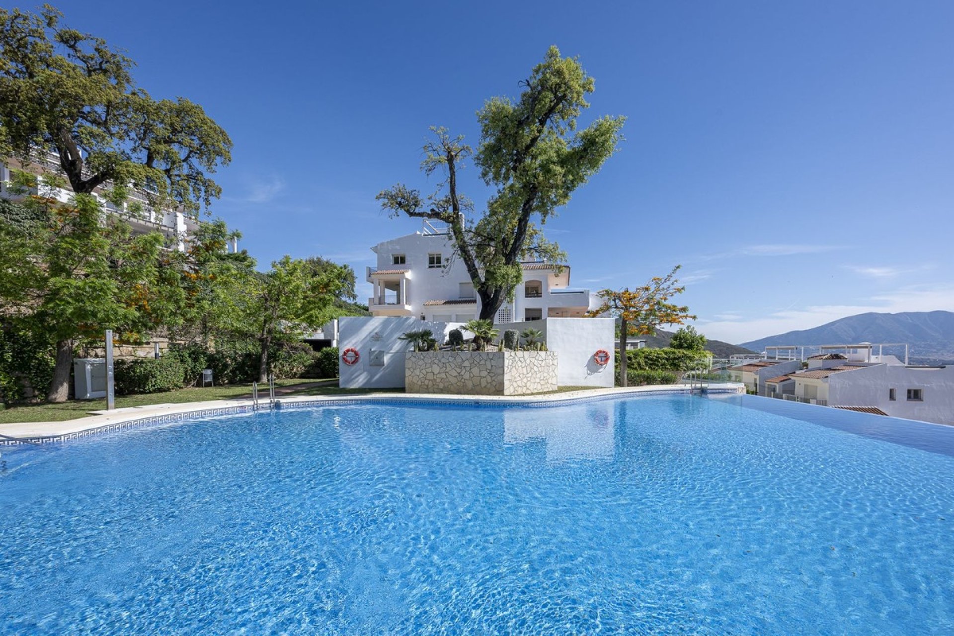 Rynek wtórny - apartment - Marbella - La Mairena