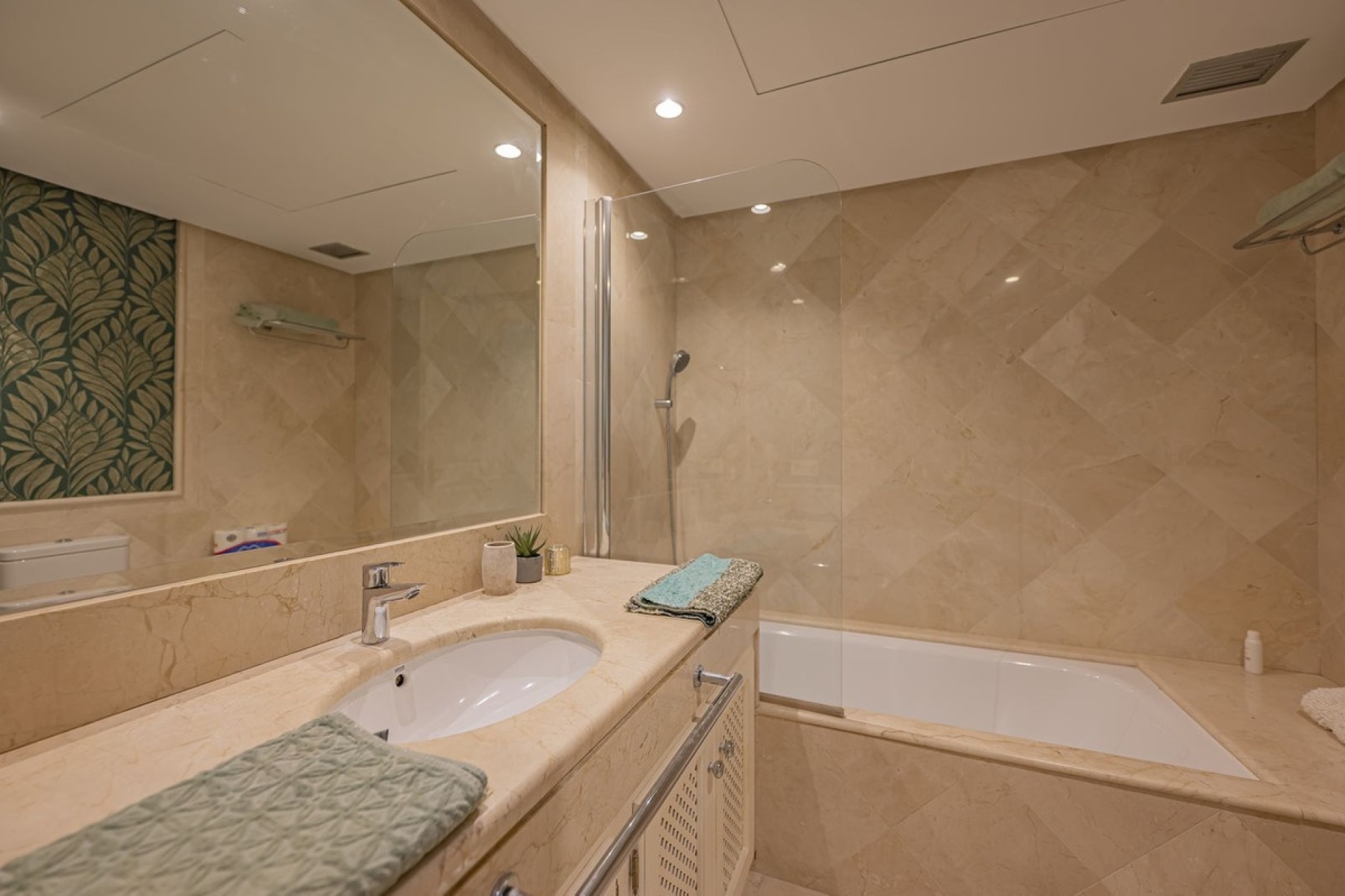 Rynek wtórny - apartment - Marbella - La Mairena