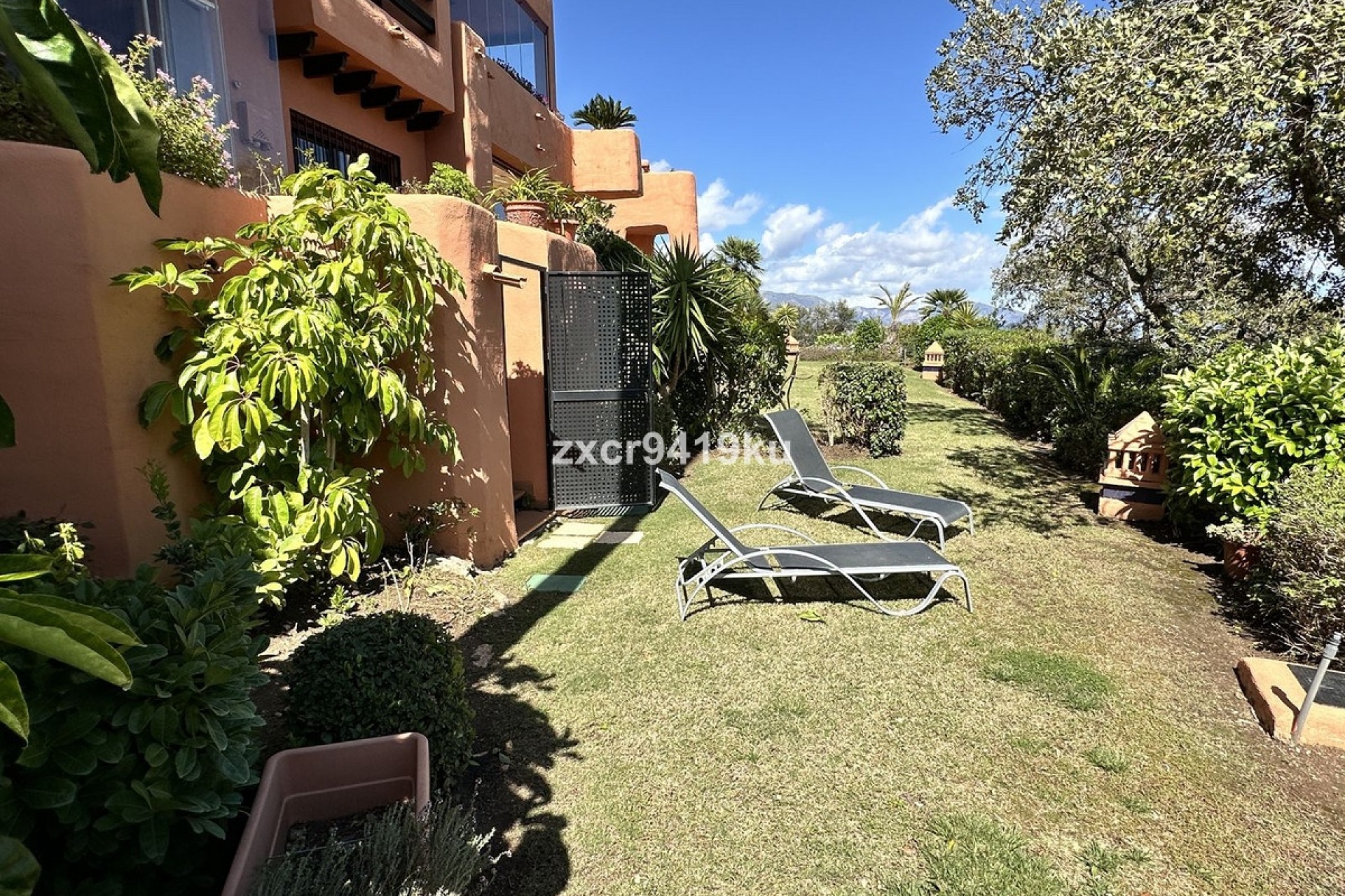 Rynek wtórny - apartment - Marbella - La Mairena
