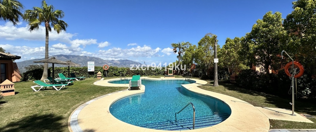 Rynek wtórny - apartment - Marbella - La Mairena