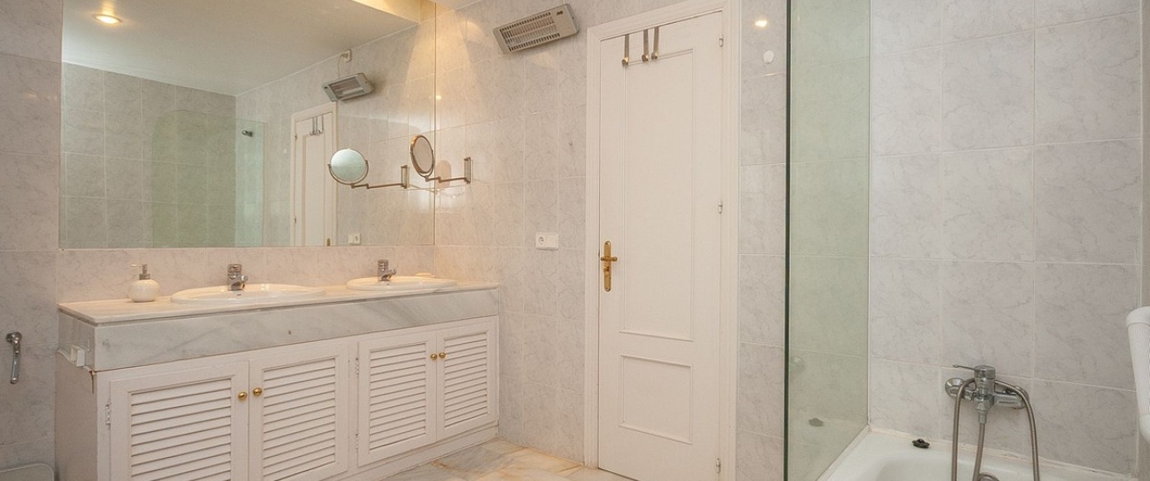 Rynek wtórny - apartment - Marbella - La Mairena
