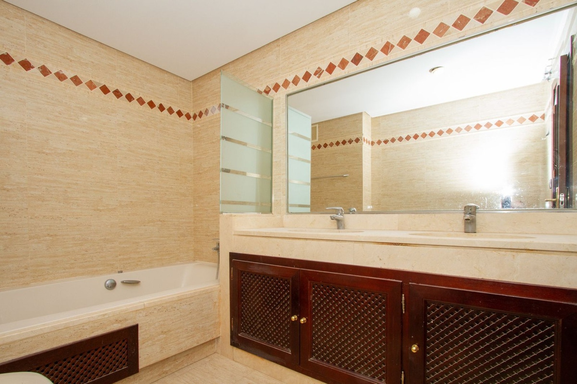 Rynek wtórny - apartment - Marbella - La Mairena