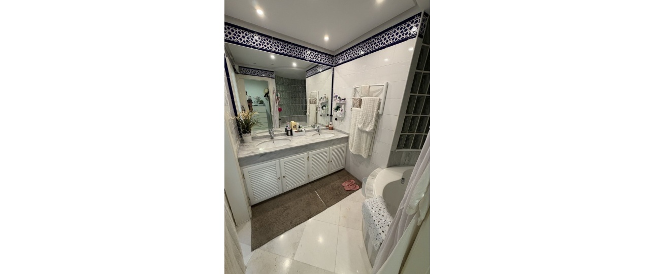 Rynek wtórny - apartment - Marbella - La Mairena