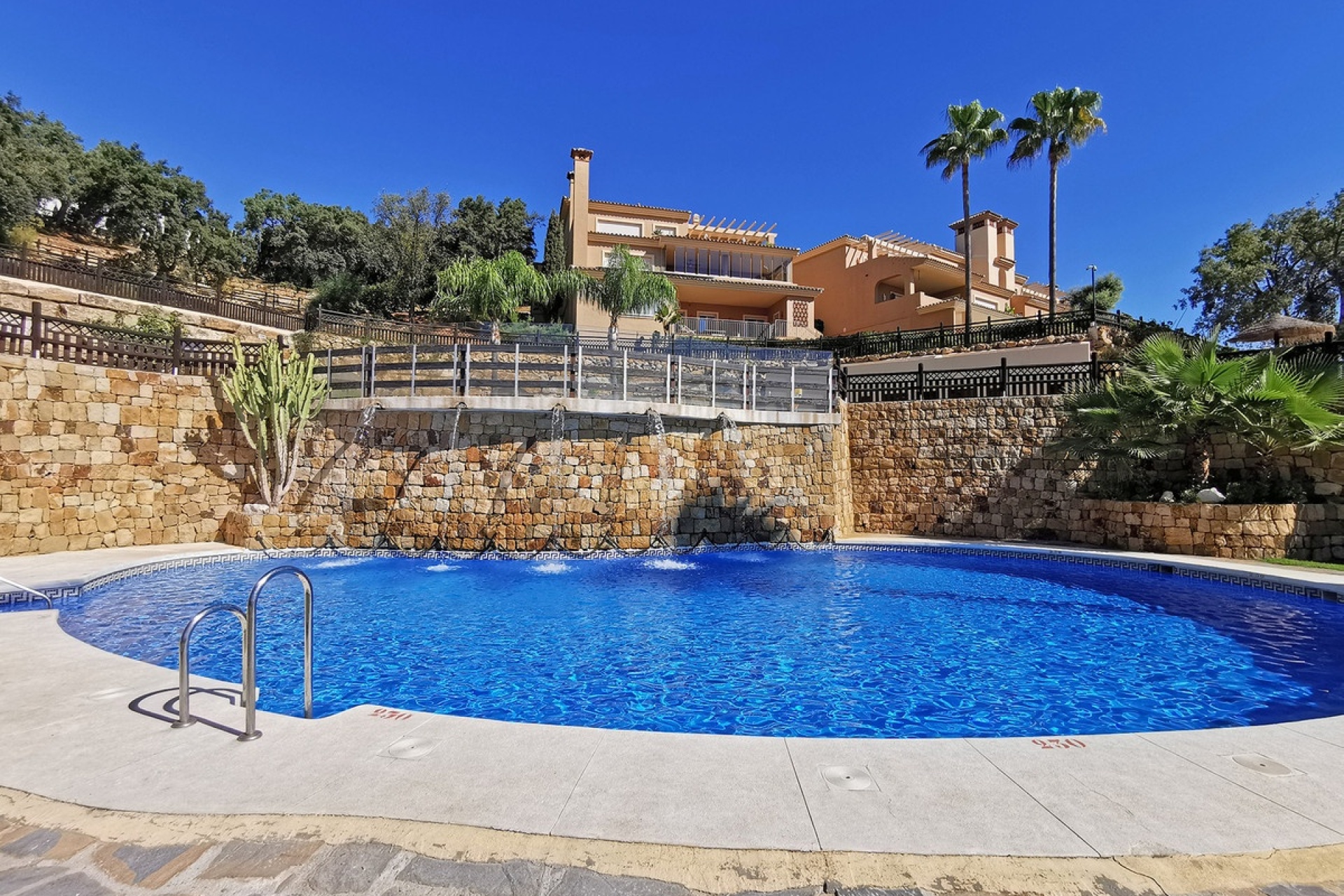 Rynek wtórny - apartment - Marbella - La Mairena