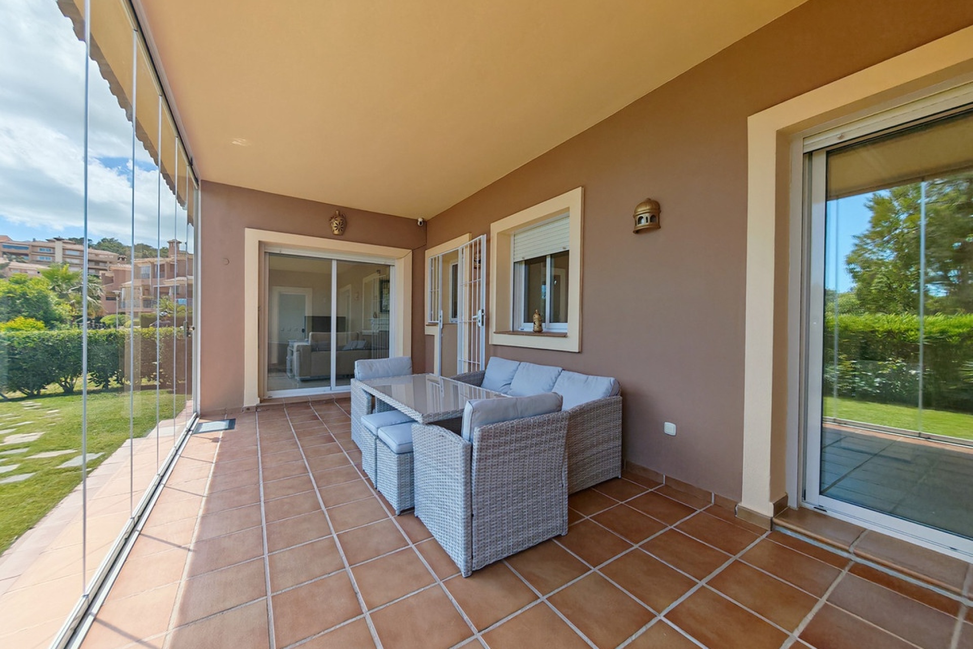 Rynek wtórny - apartment - Marbella - La Mairena