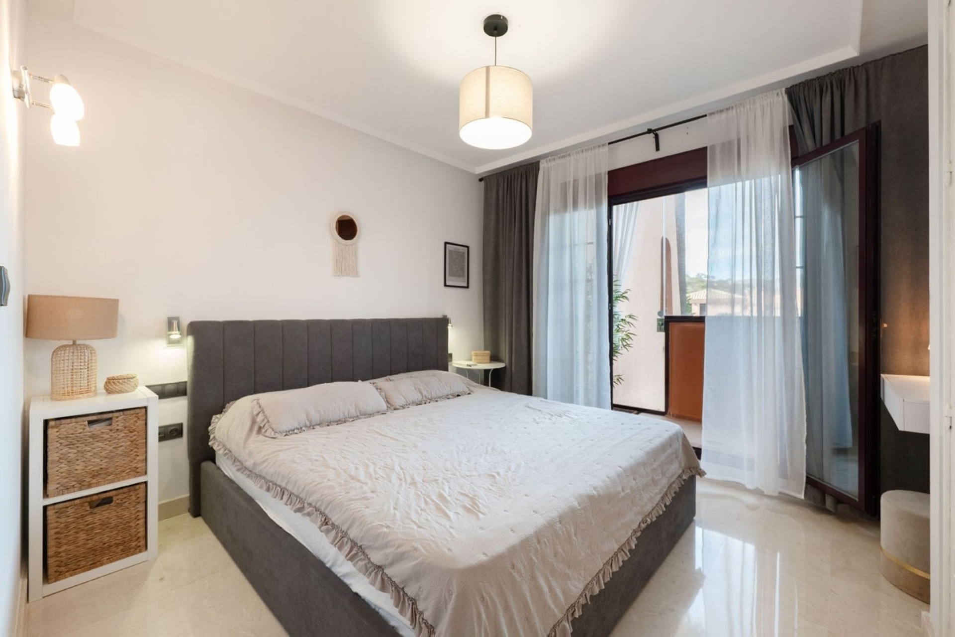 Rynek wtórny - apartment - Marbella - La Mairena