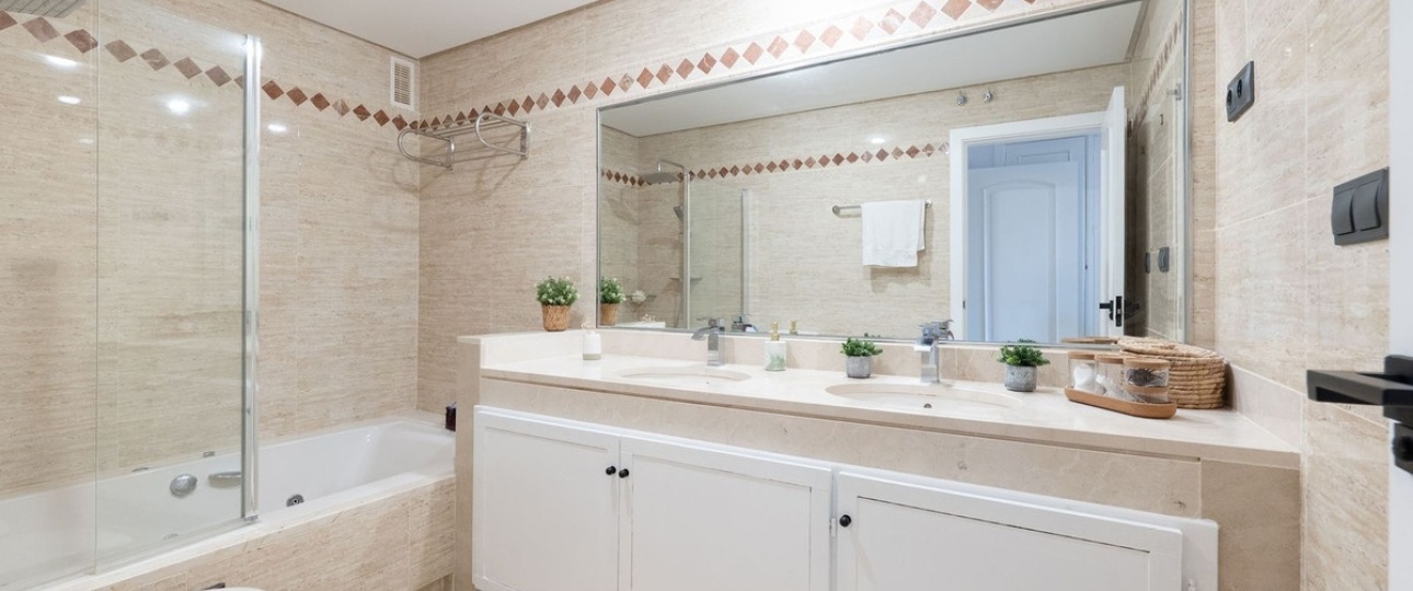 Rynek wtórny - apartment - Marbella - La Mairena