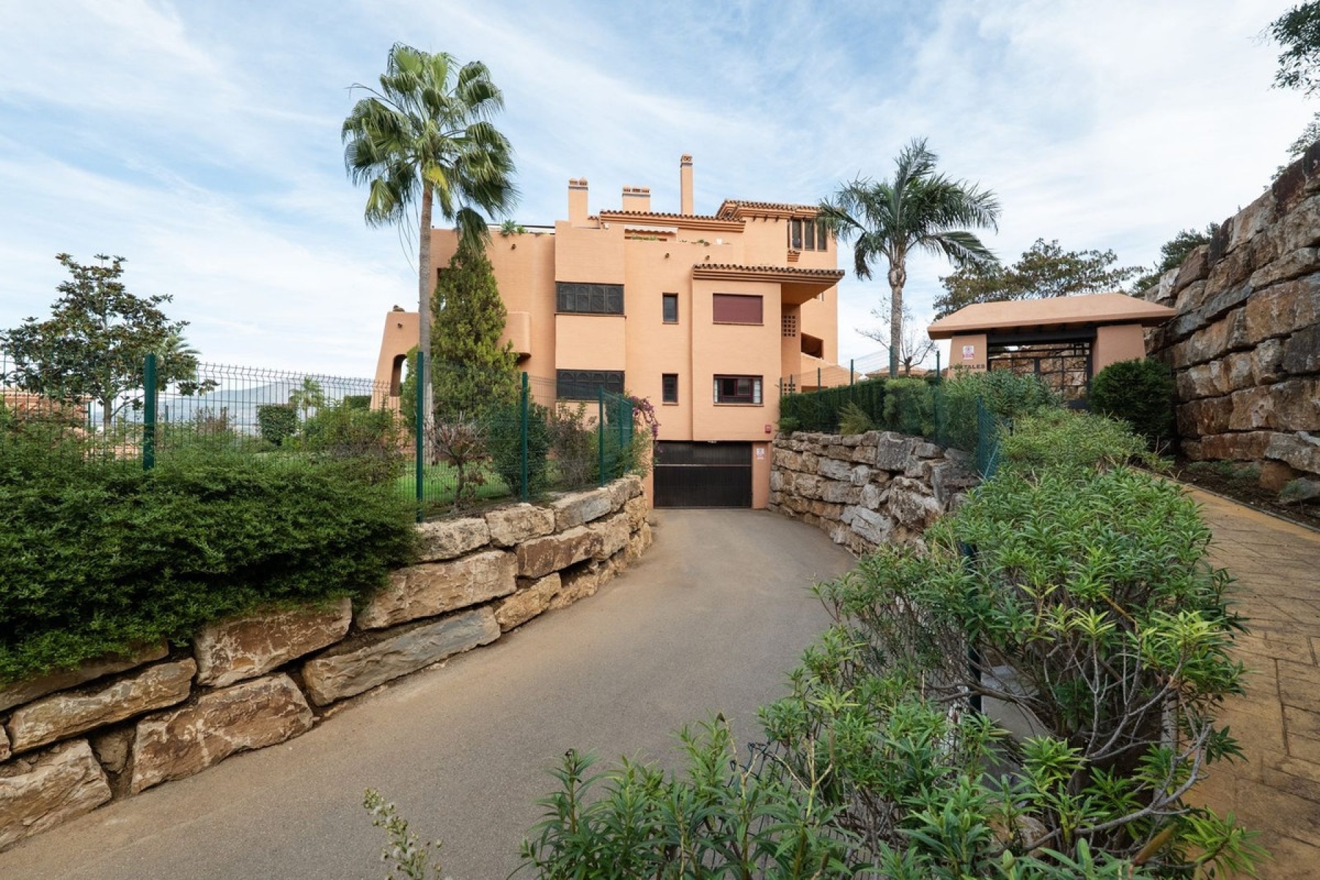 Rynek wtórny - apartment - Marbella - La Mairena
