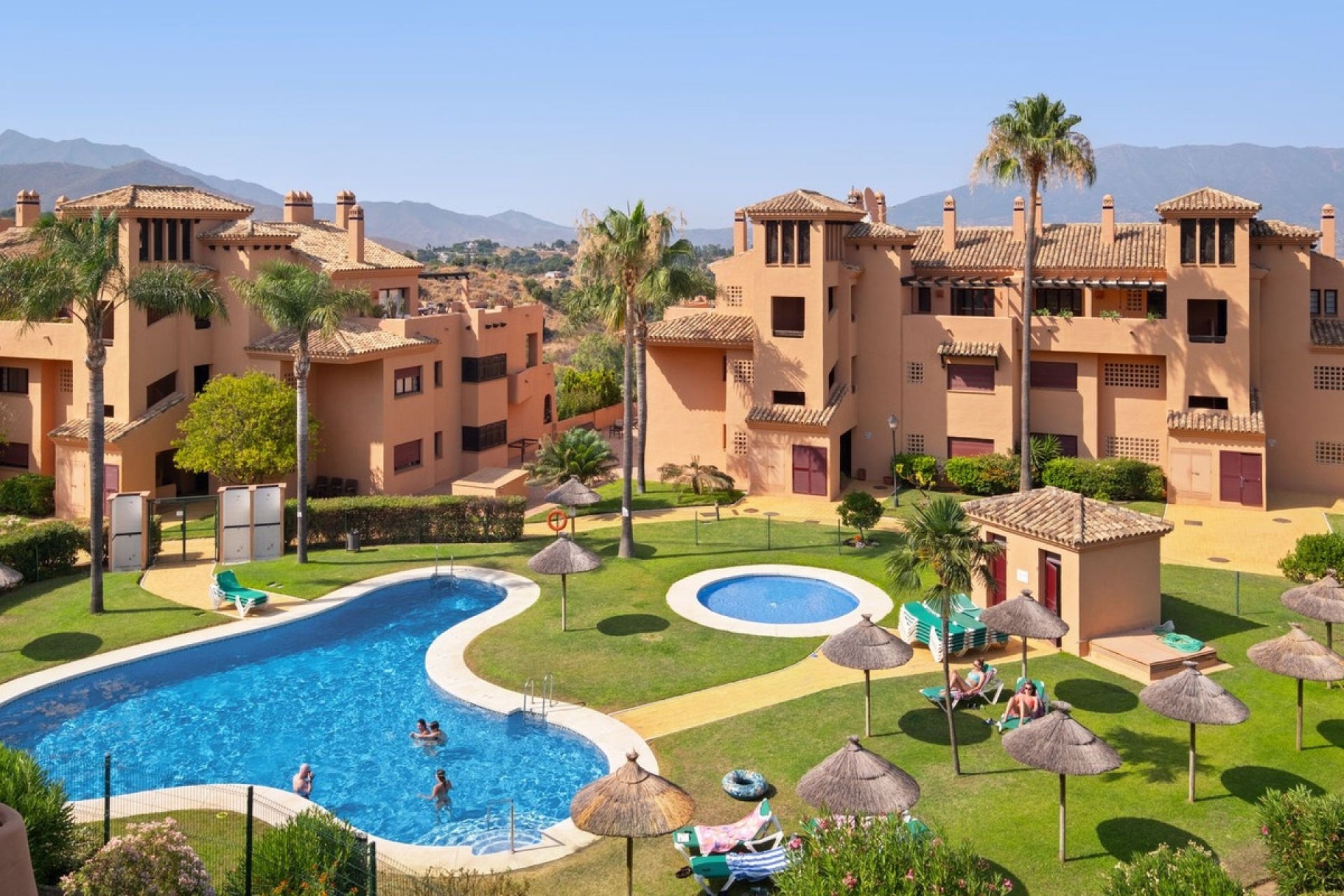 Rynek wtórny - apartment - Marbella - La Mairena