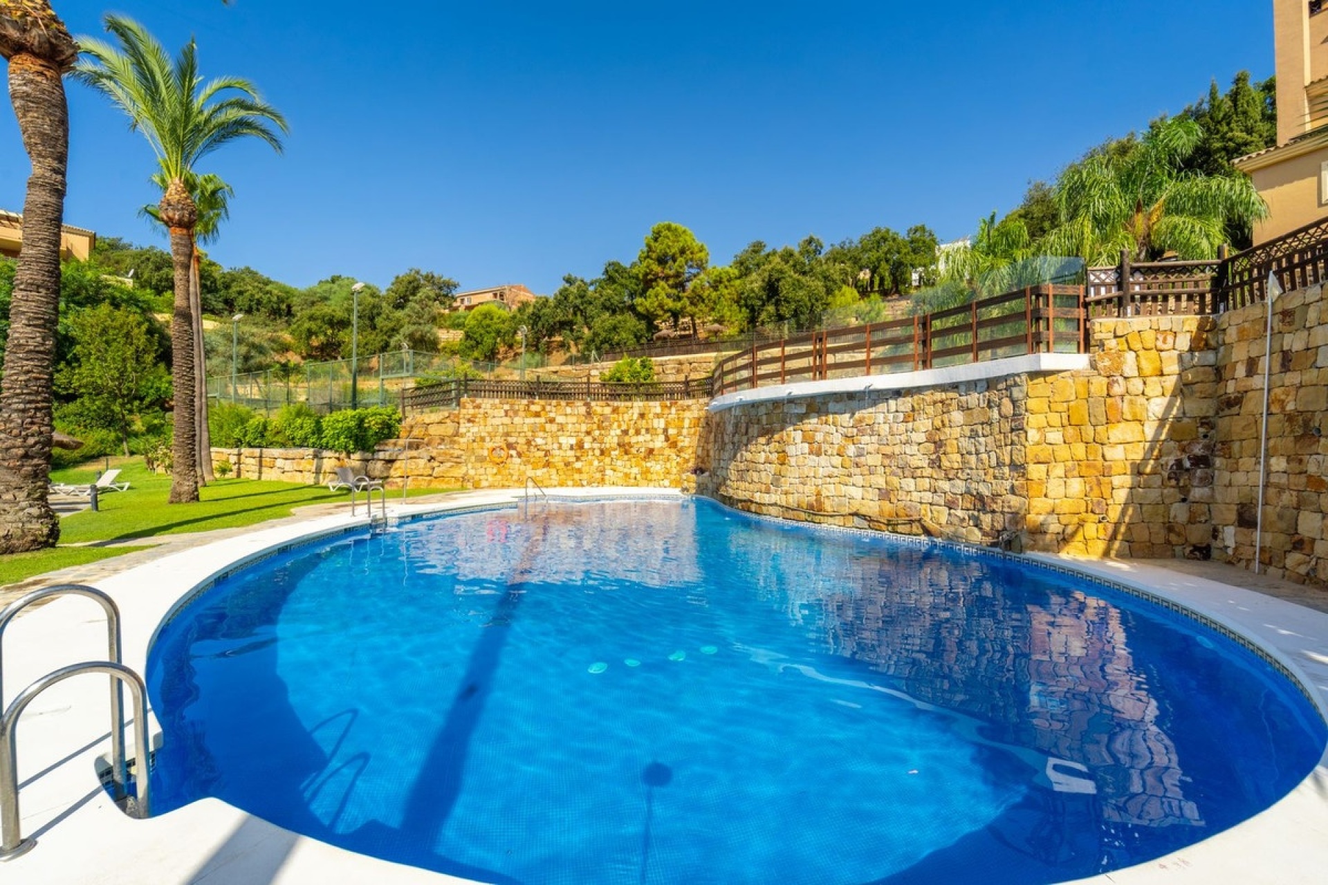 Rynek wtórny - apartment - Marbella - La Mairena